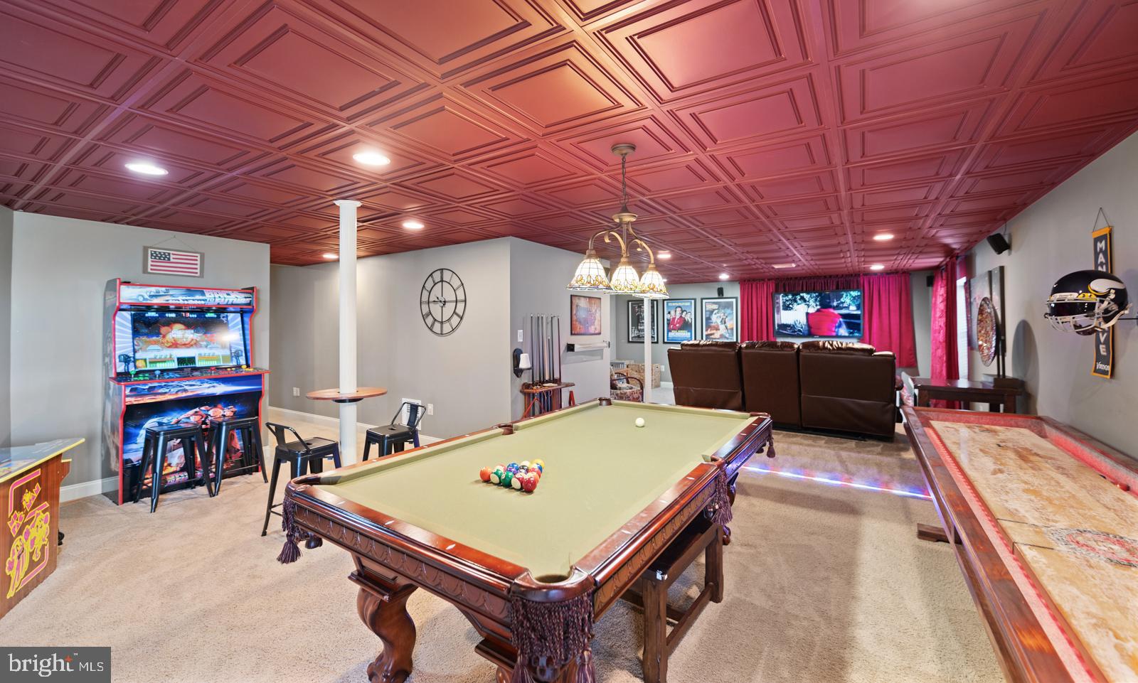 HAWTHORNE ESTATES - Residential