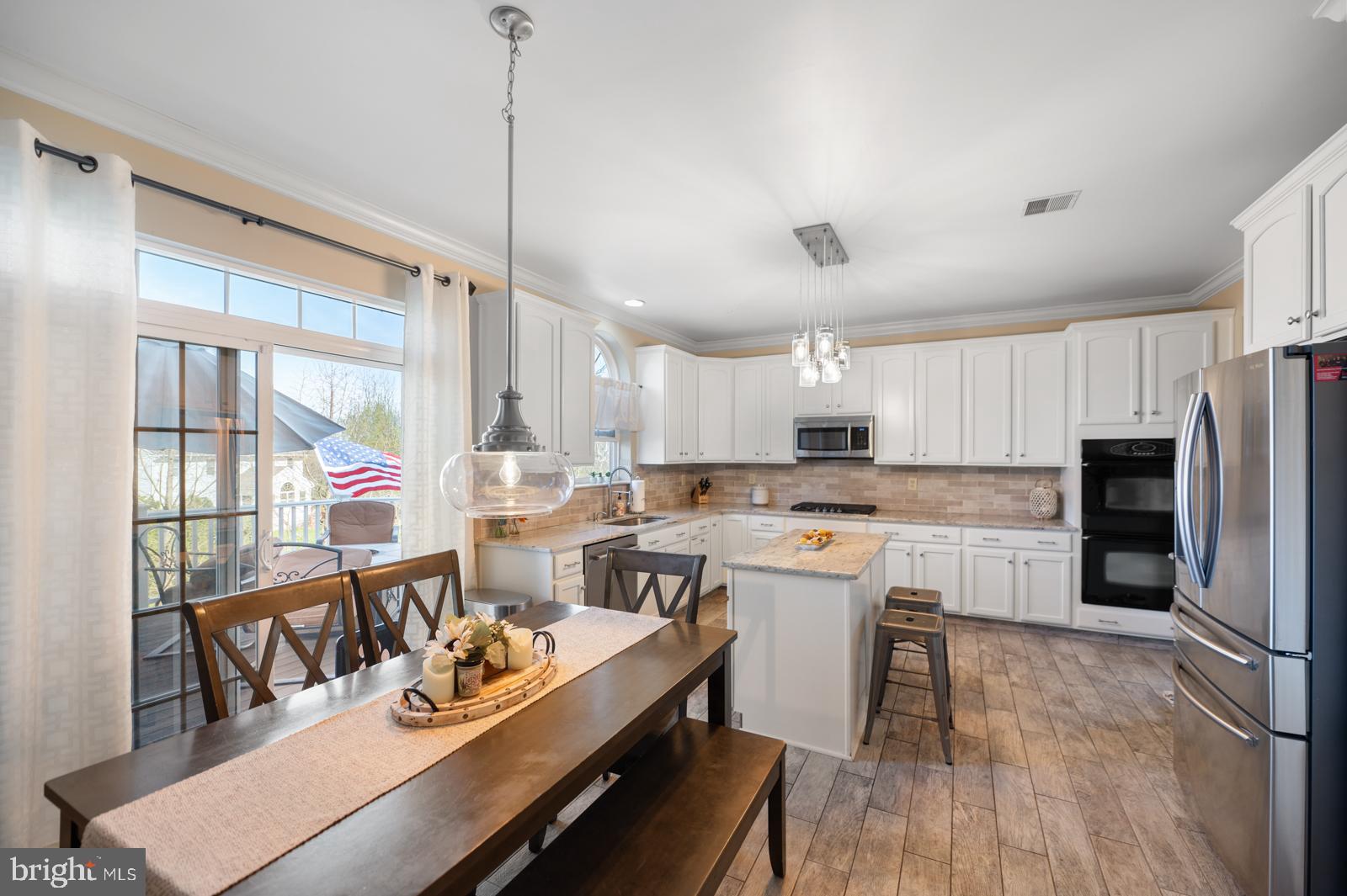 HAWTHORNE ESTATES - Residential