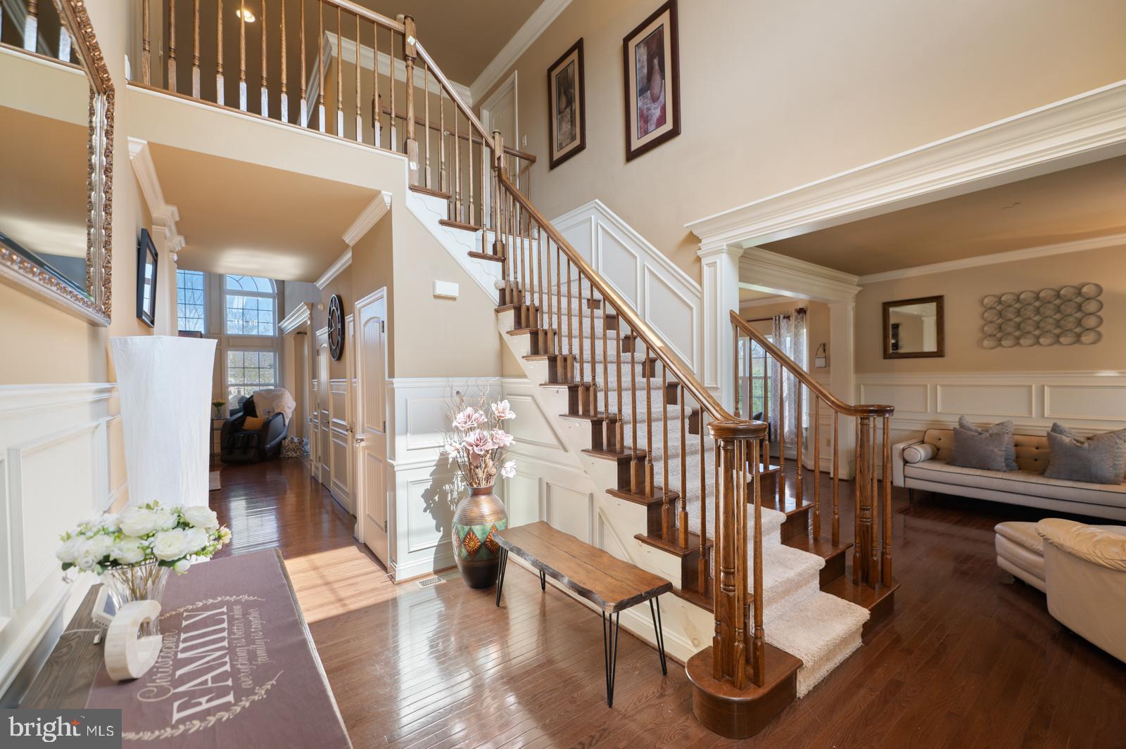 HAWTHORNE ESTATES - Residential