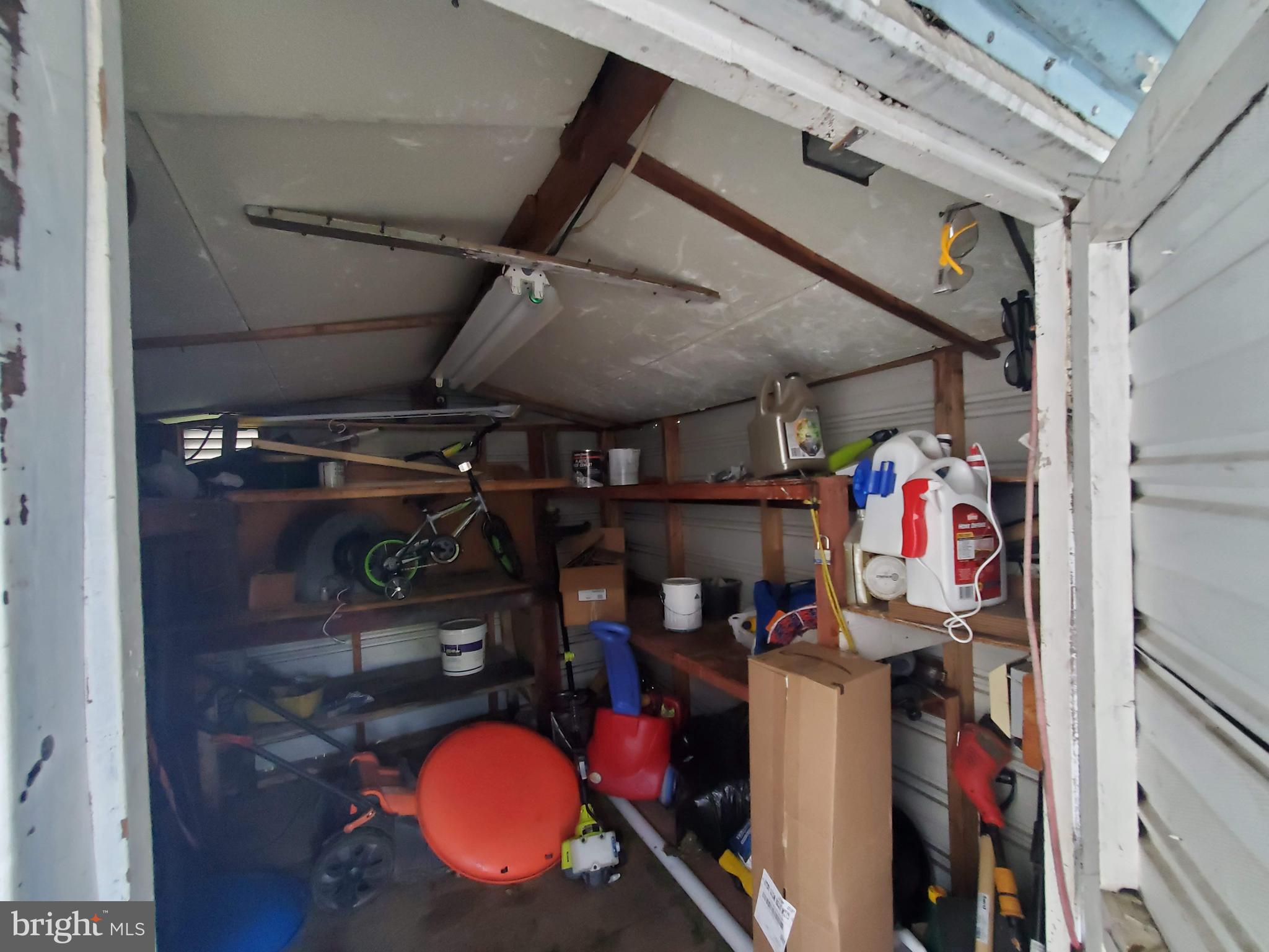 KEN LEE MOBILE HOME PARK - Residential