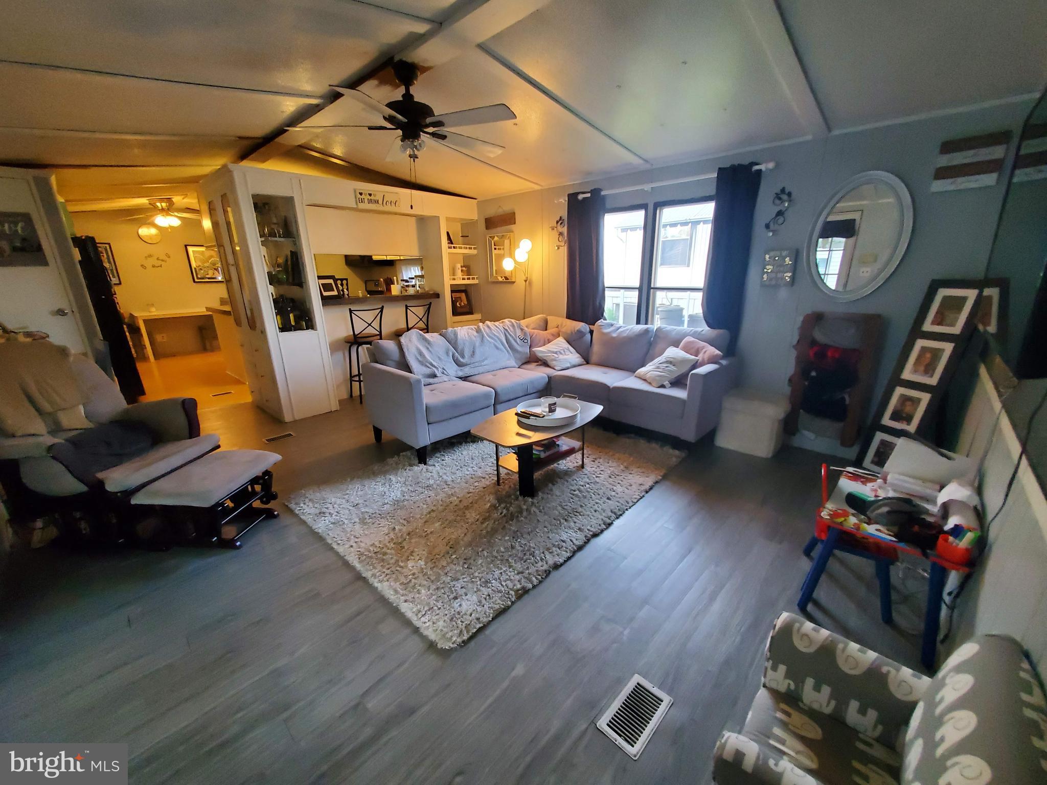 KEN LEE MOBILE HOME PARK - Residential