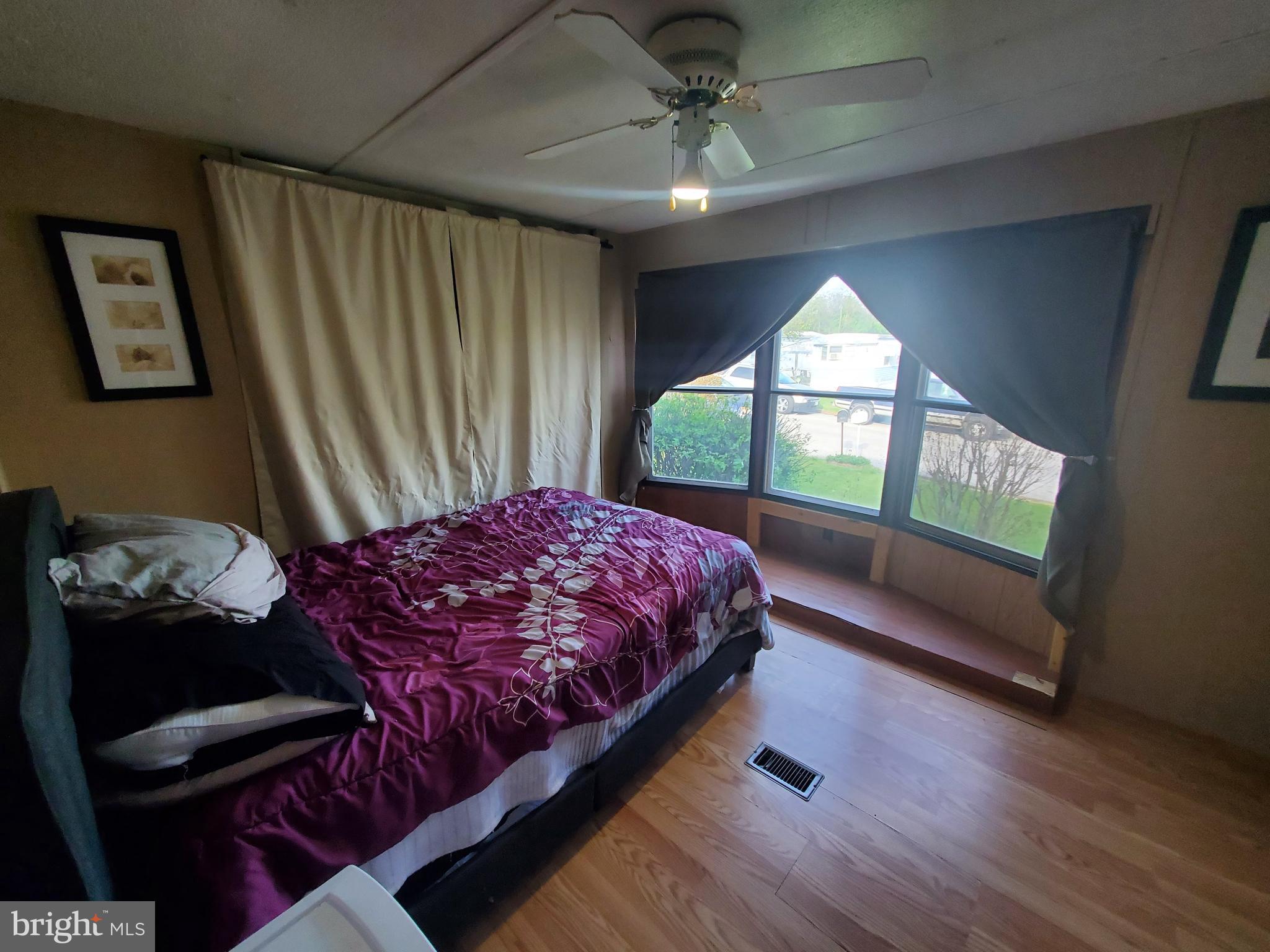 KEN LEE MOBILE HOME PARK - Residential