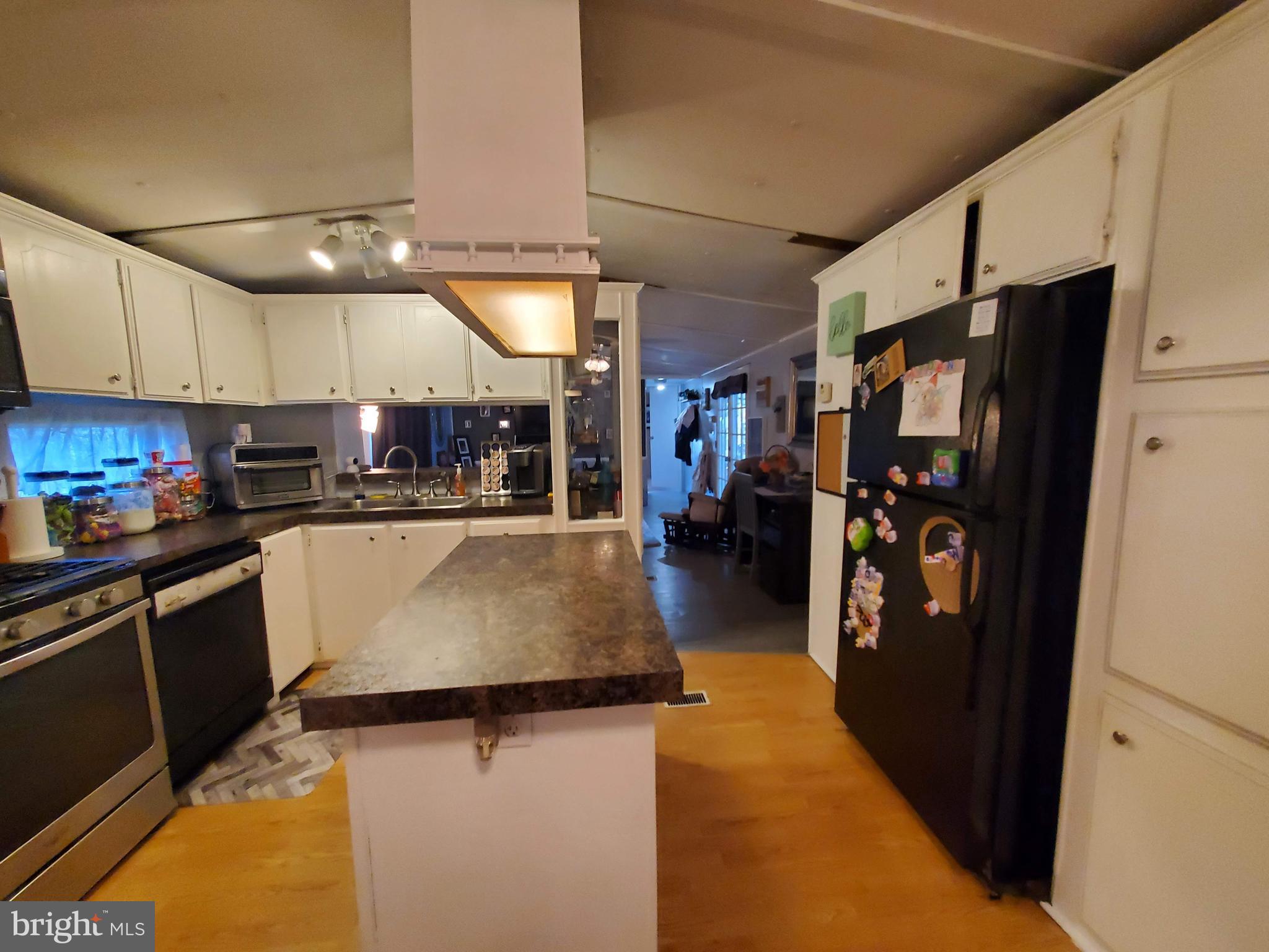 KEN LEE MOBILE HOME PARK - Residential