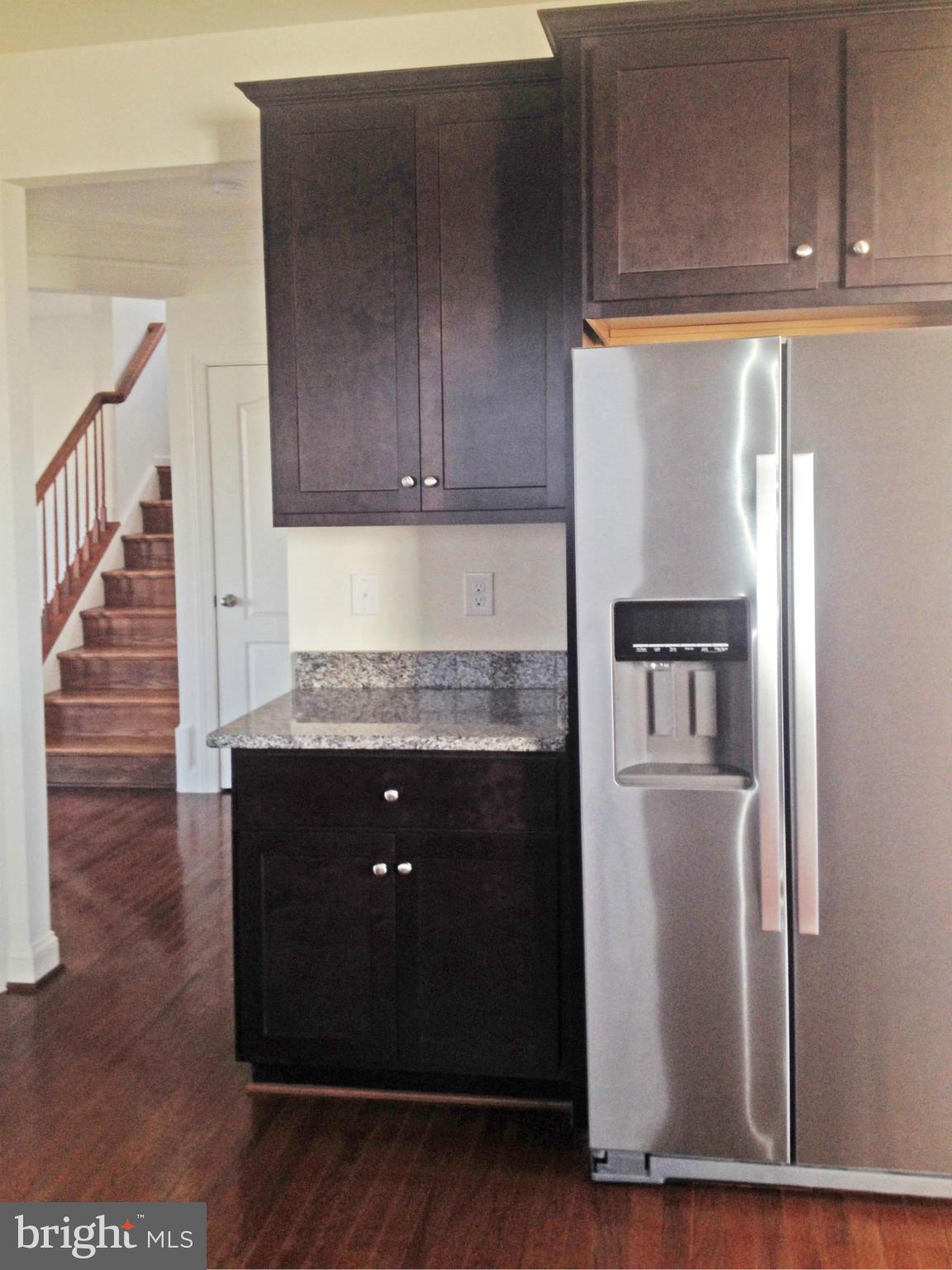 LAKELAND PLACE - Residential