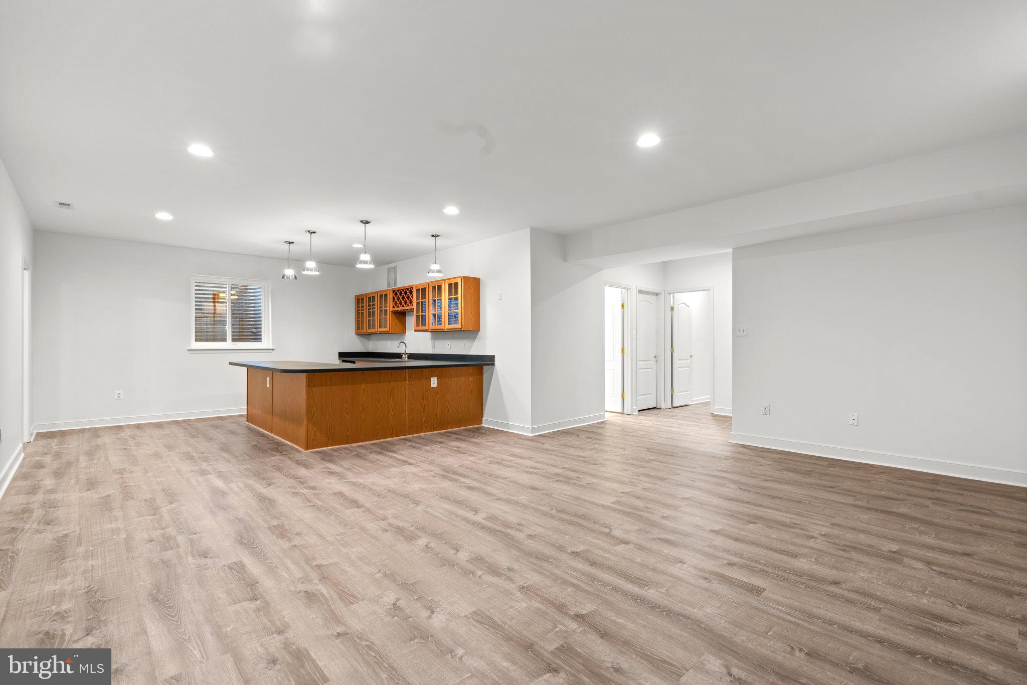 URBANA HIGHLANDS - Residential Lease