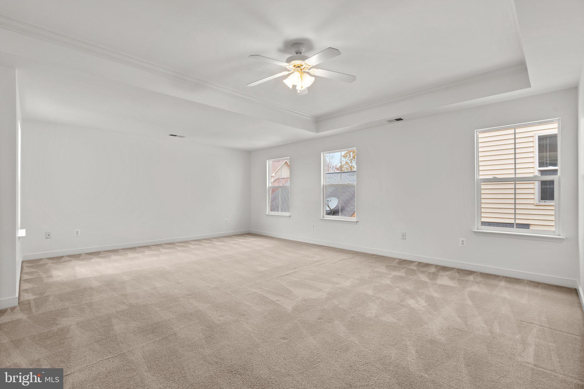 URBANA HIGHLANDS - Residential Lease