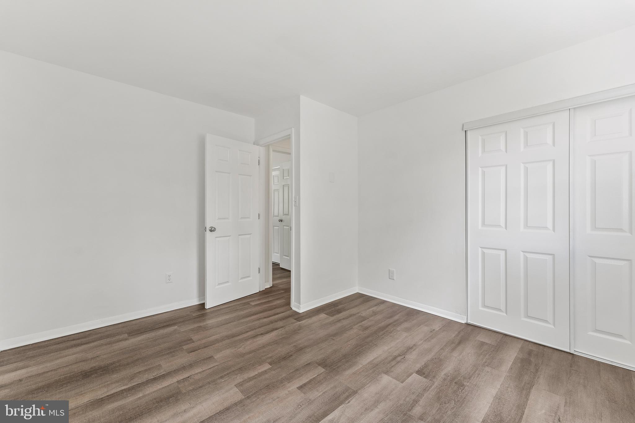 MILL GARDEN - Residential Lease