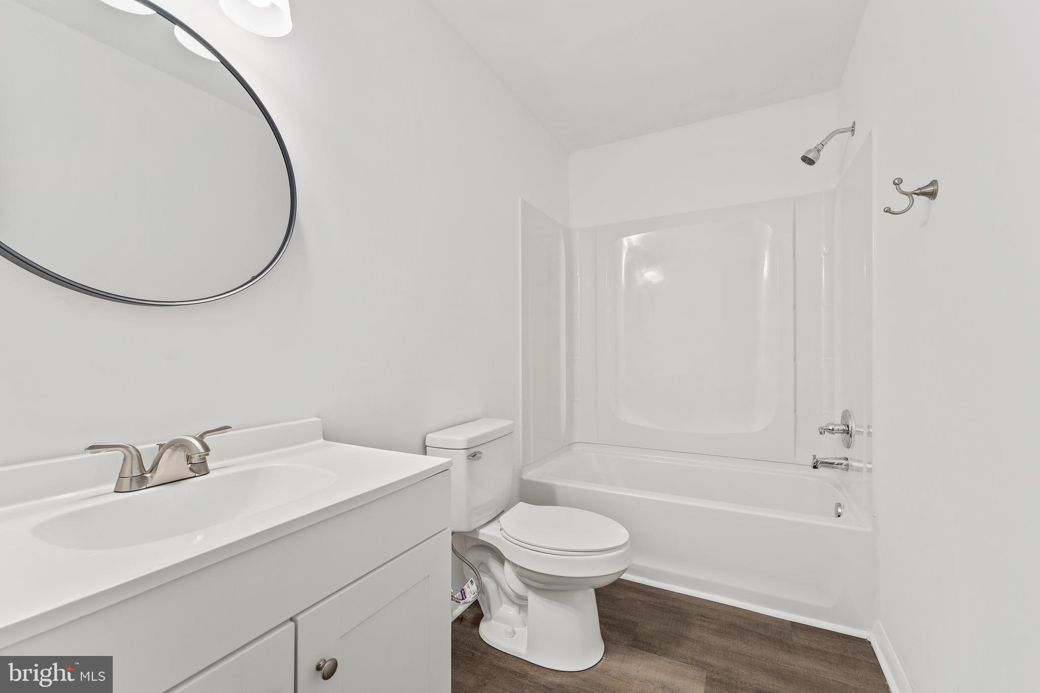 MILL GARDEN - Residential Lease