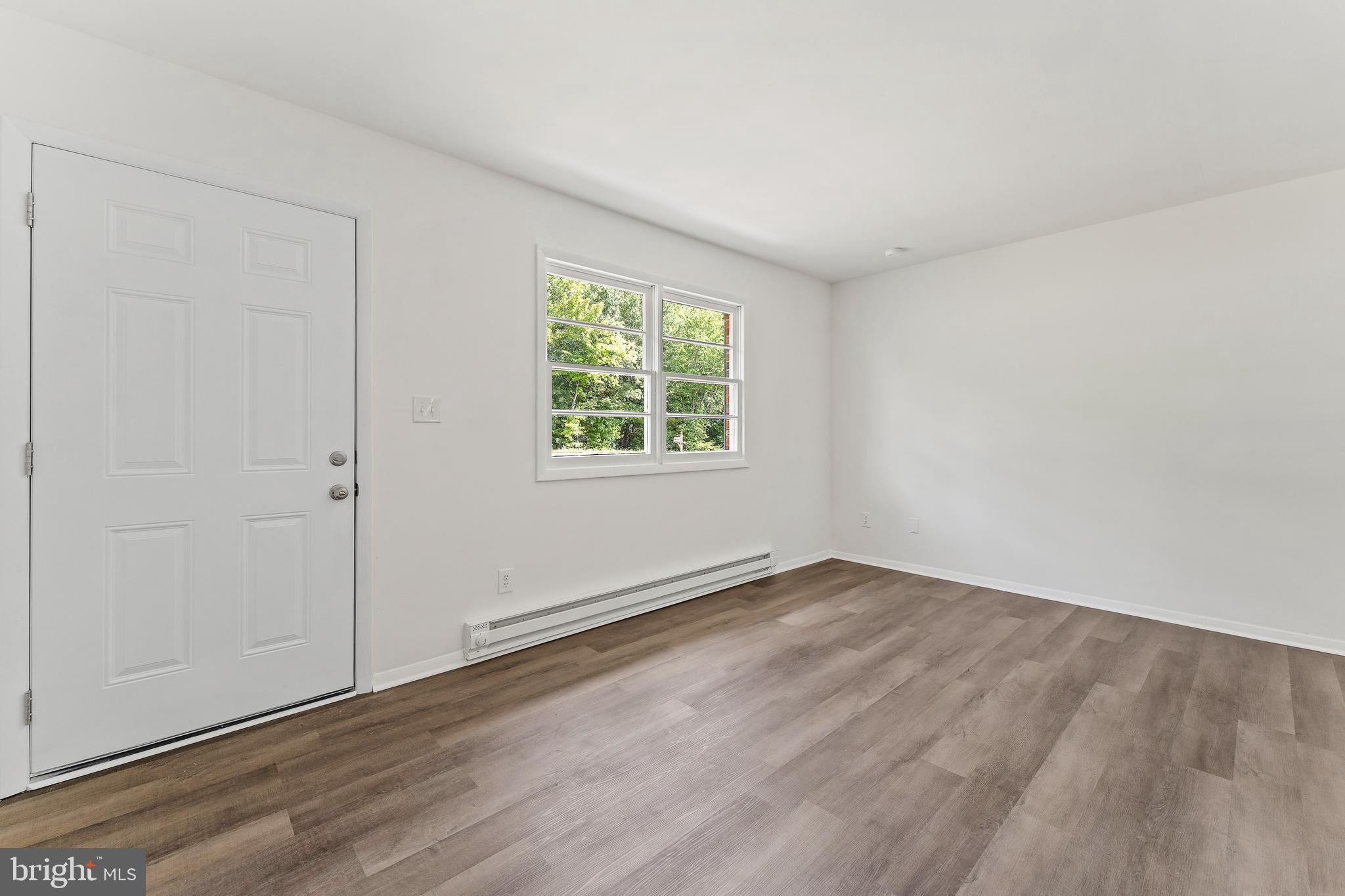 MILL GARDEN - Residential Lease