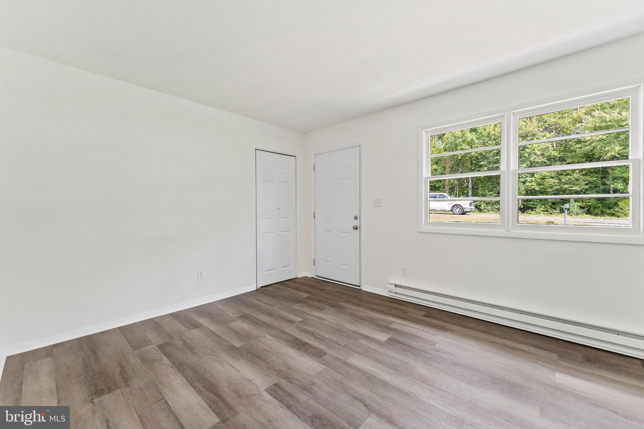 MILL GARDEN - Residential Lease