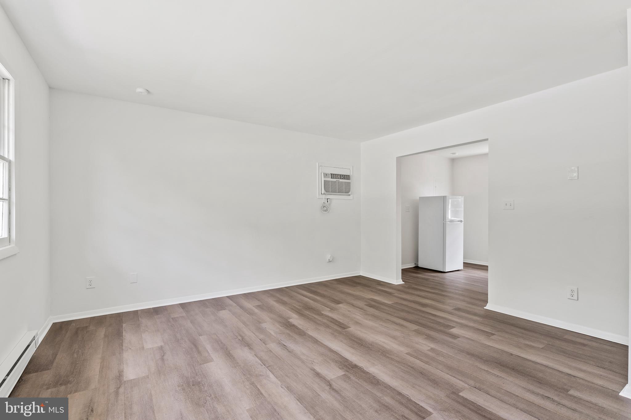 MILL GARDEN - Residential Lease