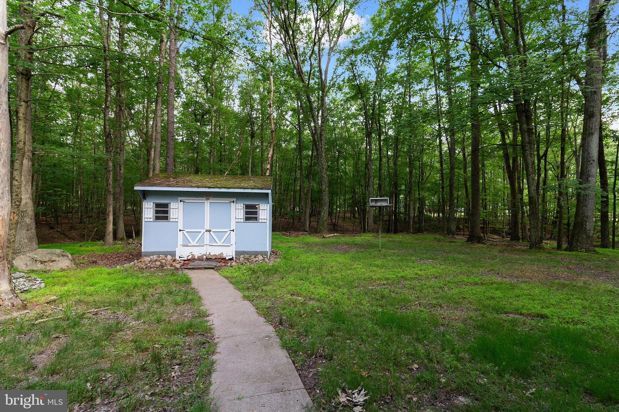 EAGLE ROCK RESORT - Residential