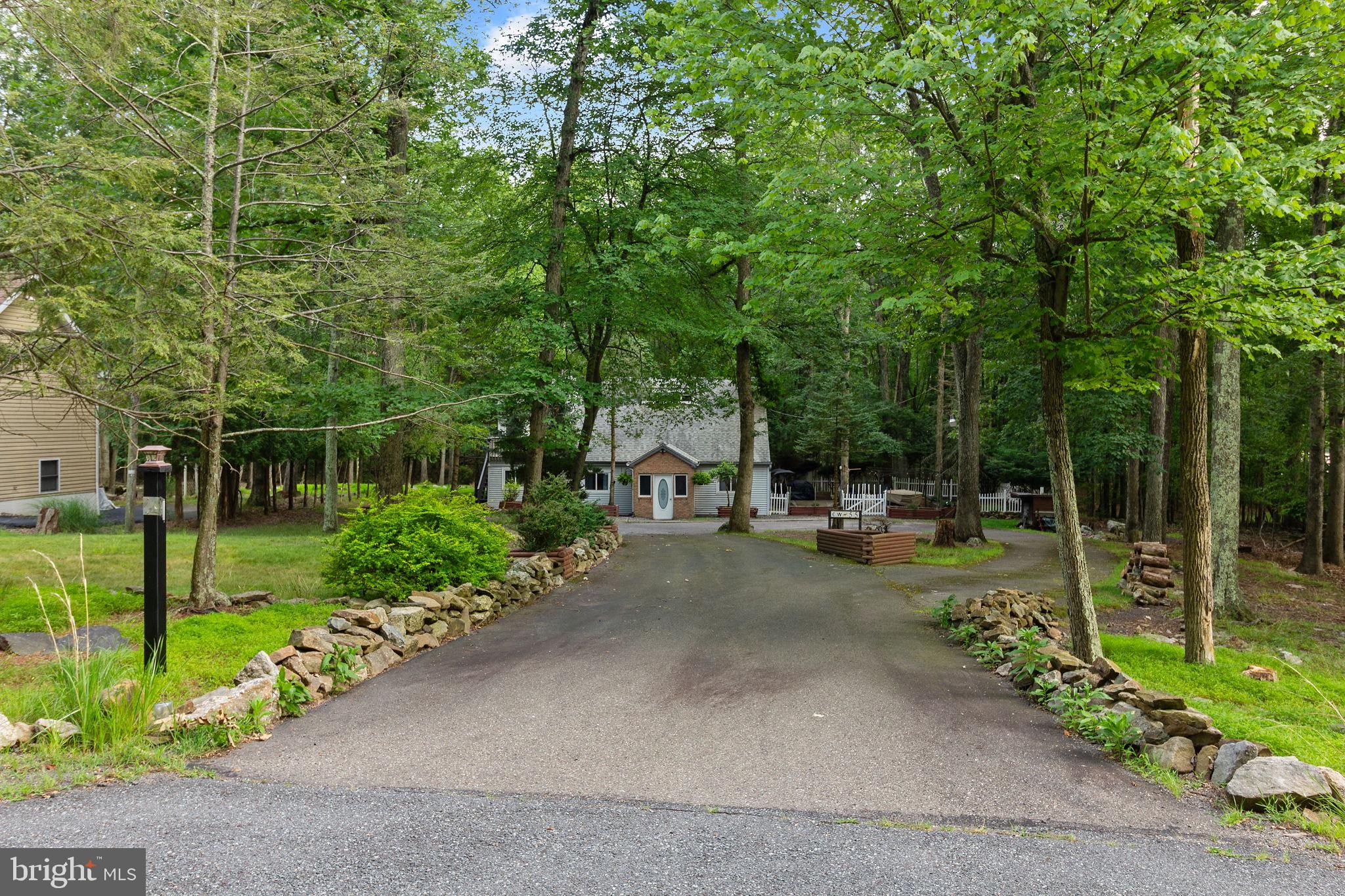 EAGLE ROCK RESORT - Residential