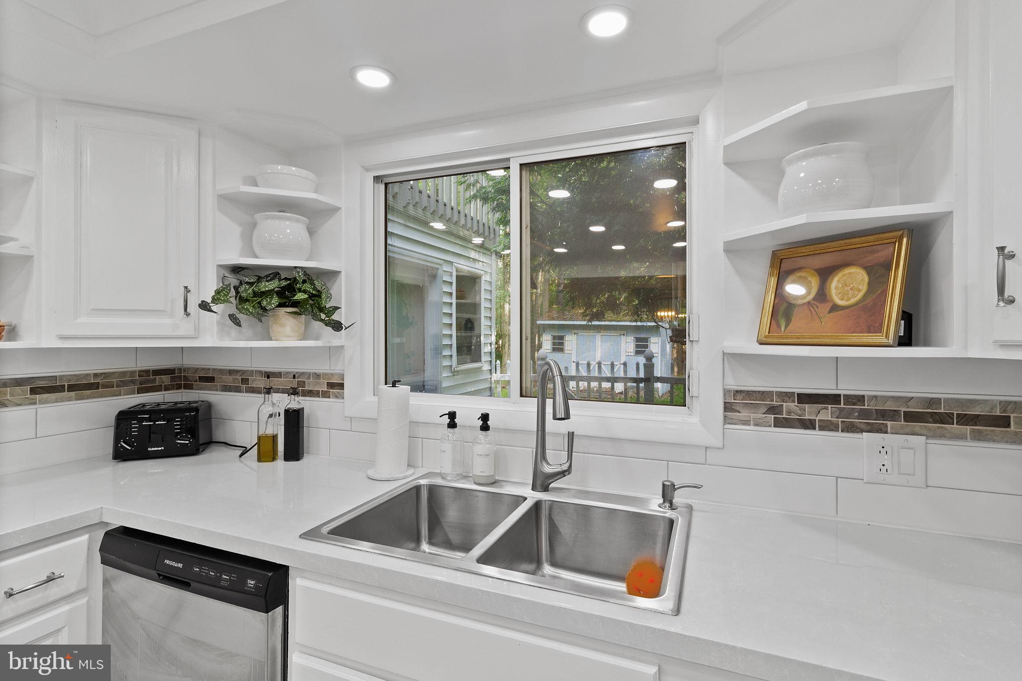 EAGLE ROCK RESORT - Residential