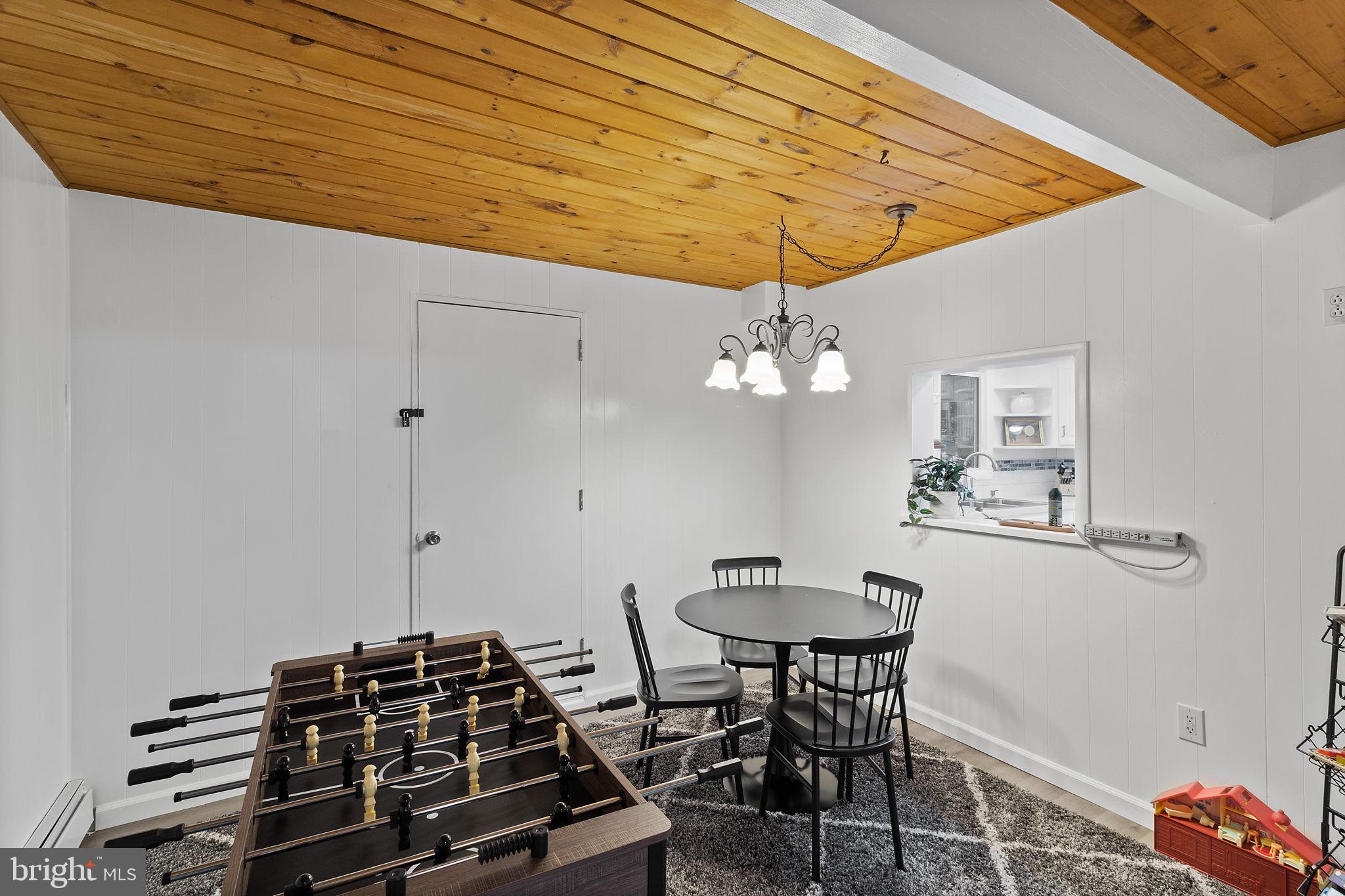 EAGLE ROCK RESORT - Residential