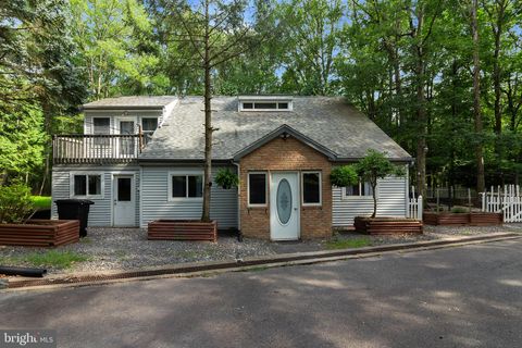 Homes For Sale - 248 W Lake Valley Drive<br/> HAZLETON, PA 18202