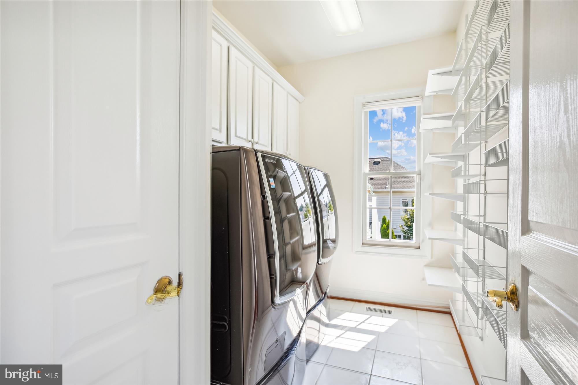 FALLSGROVE - Residential