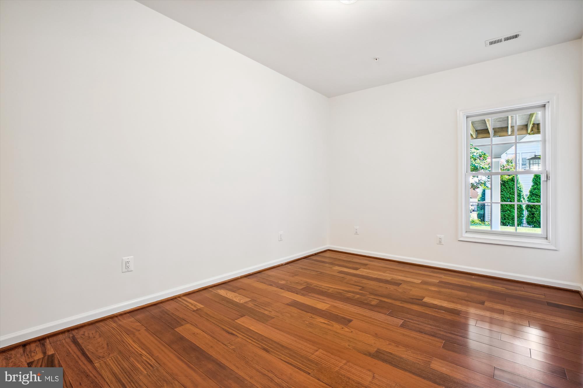 FALLSGROVE - Residential