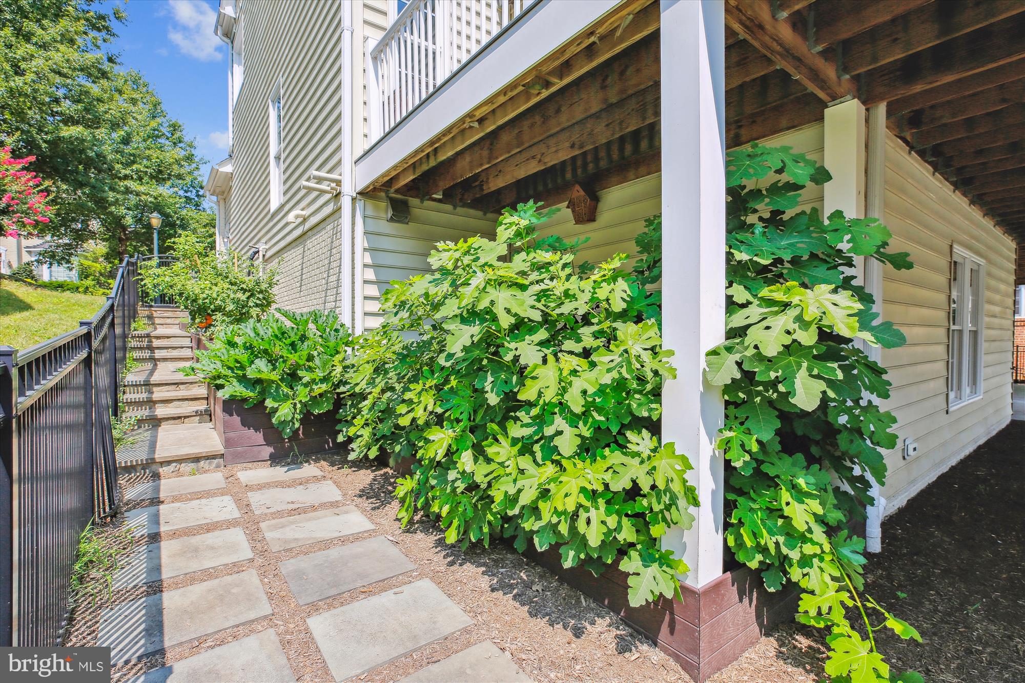 FALLSGROVE - Residential