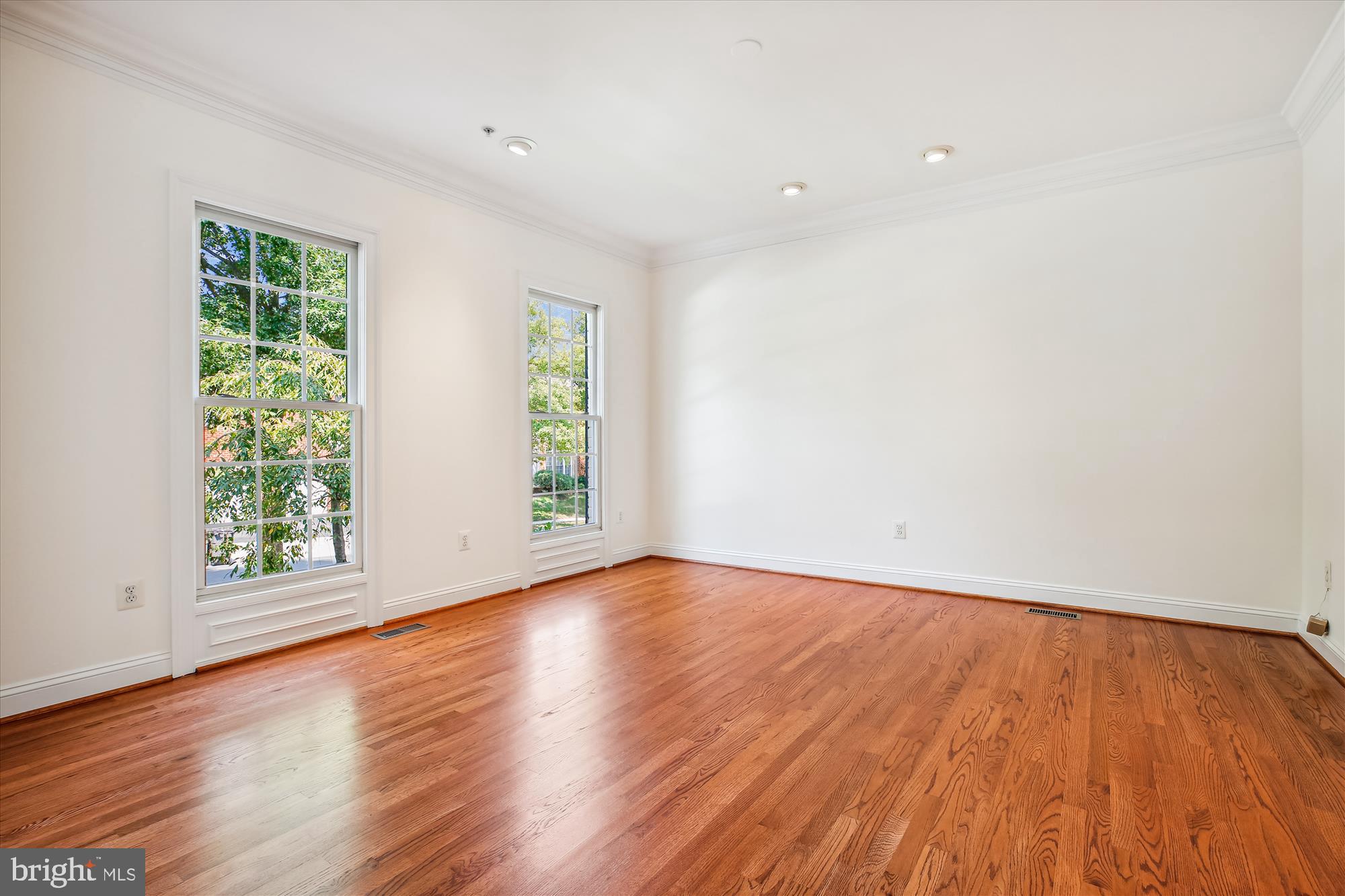 FALLSGROVE - Residential