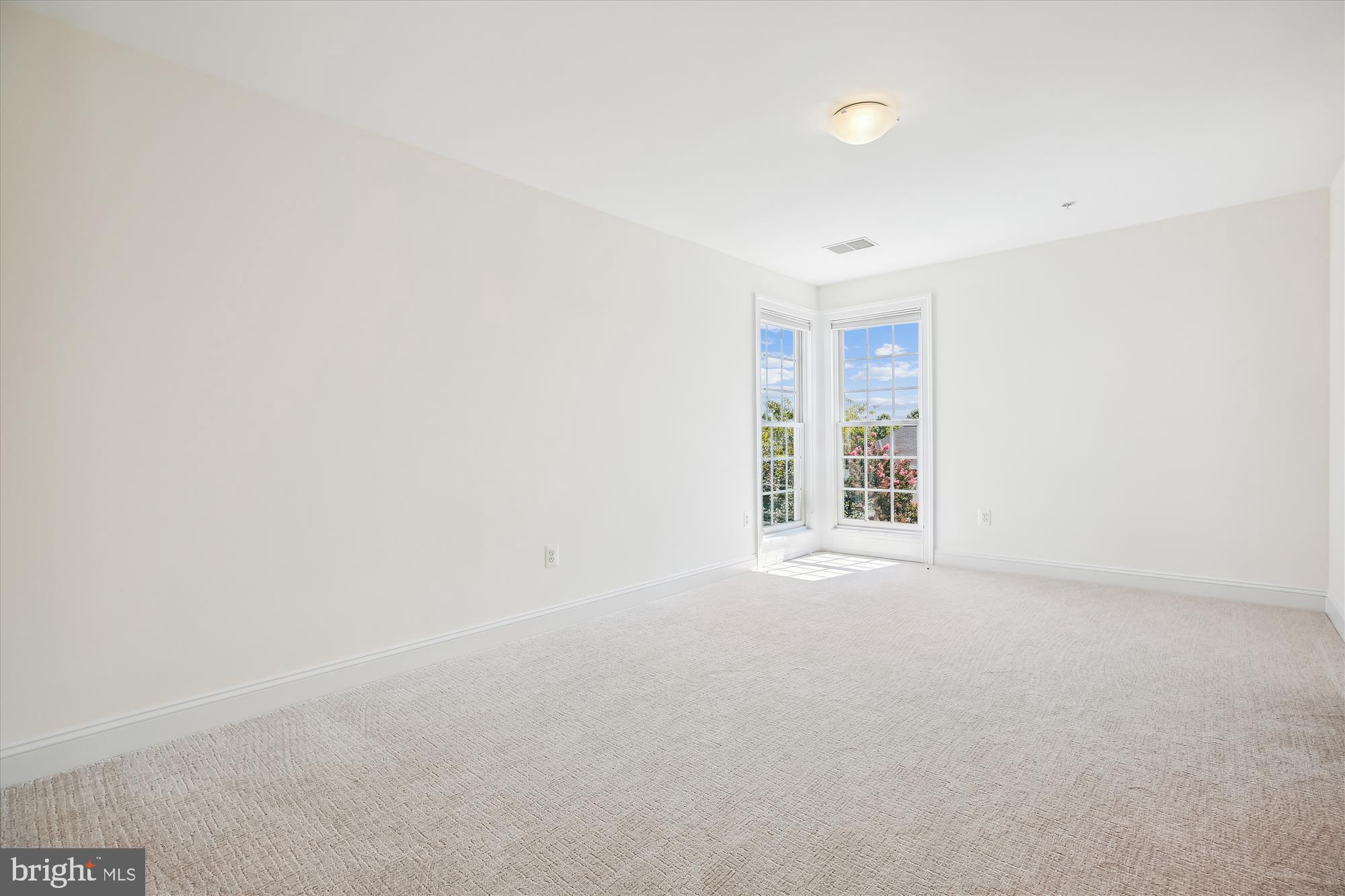 FALLSGROVE - Residential