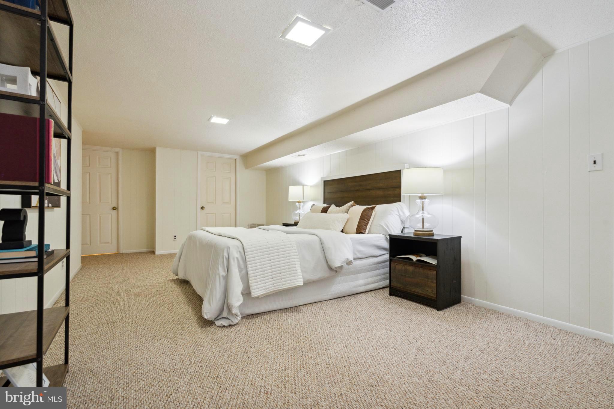 FAIRLINGTON VILLAGES - Residential