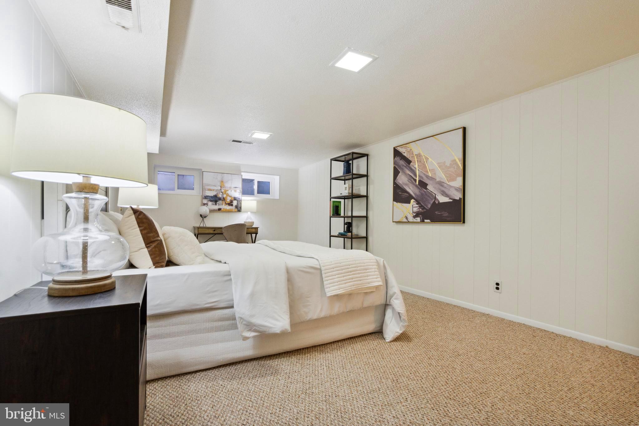 FAIRLINGTON VILLAGES - Residential