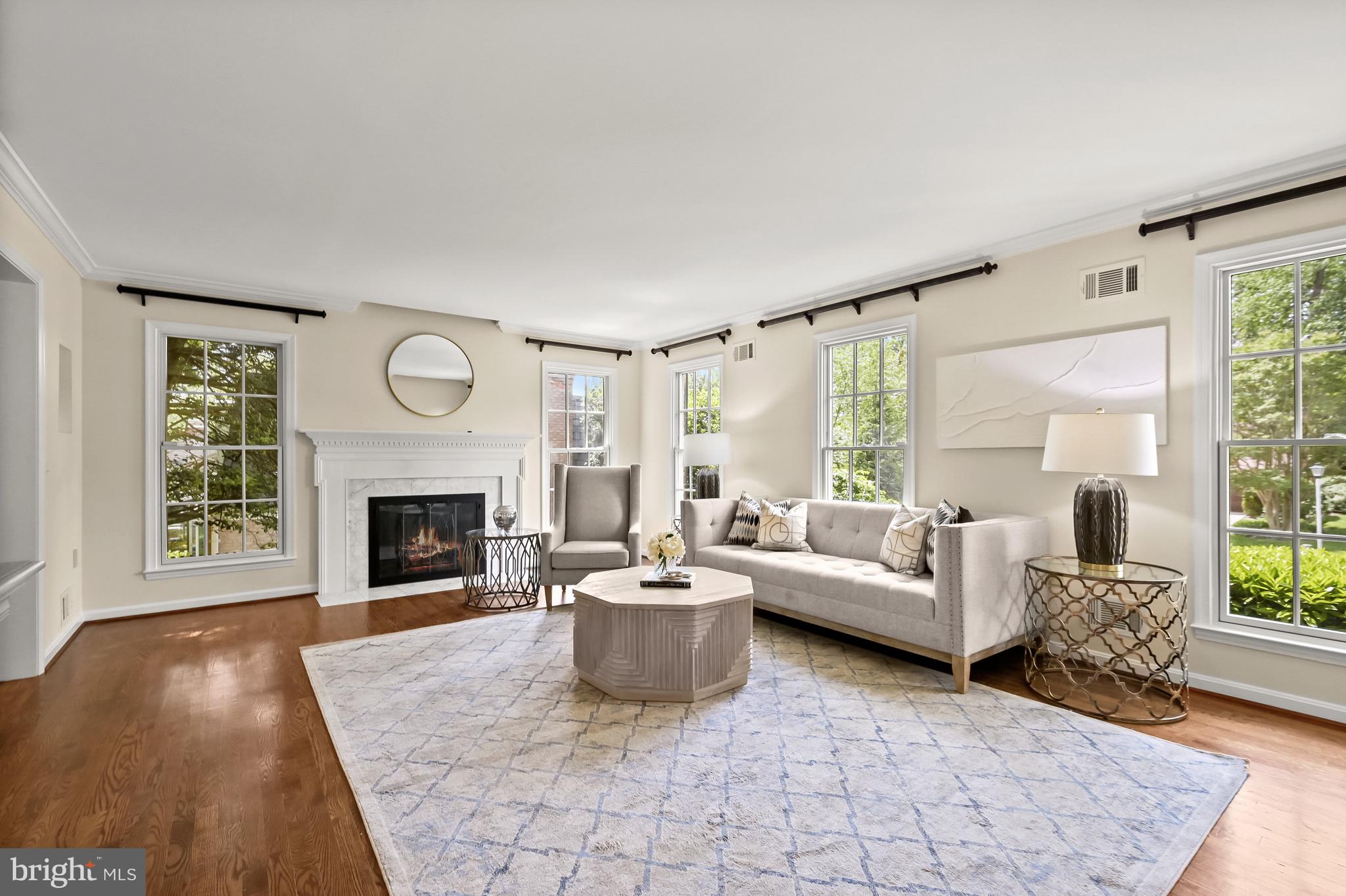 KENWOOD PARK - Residential