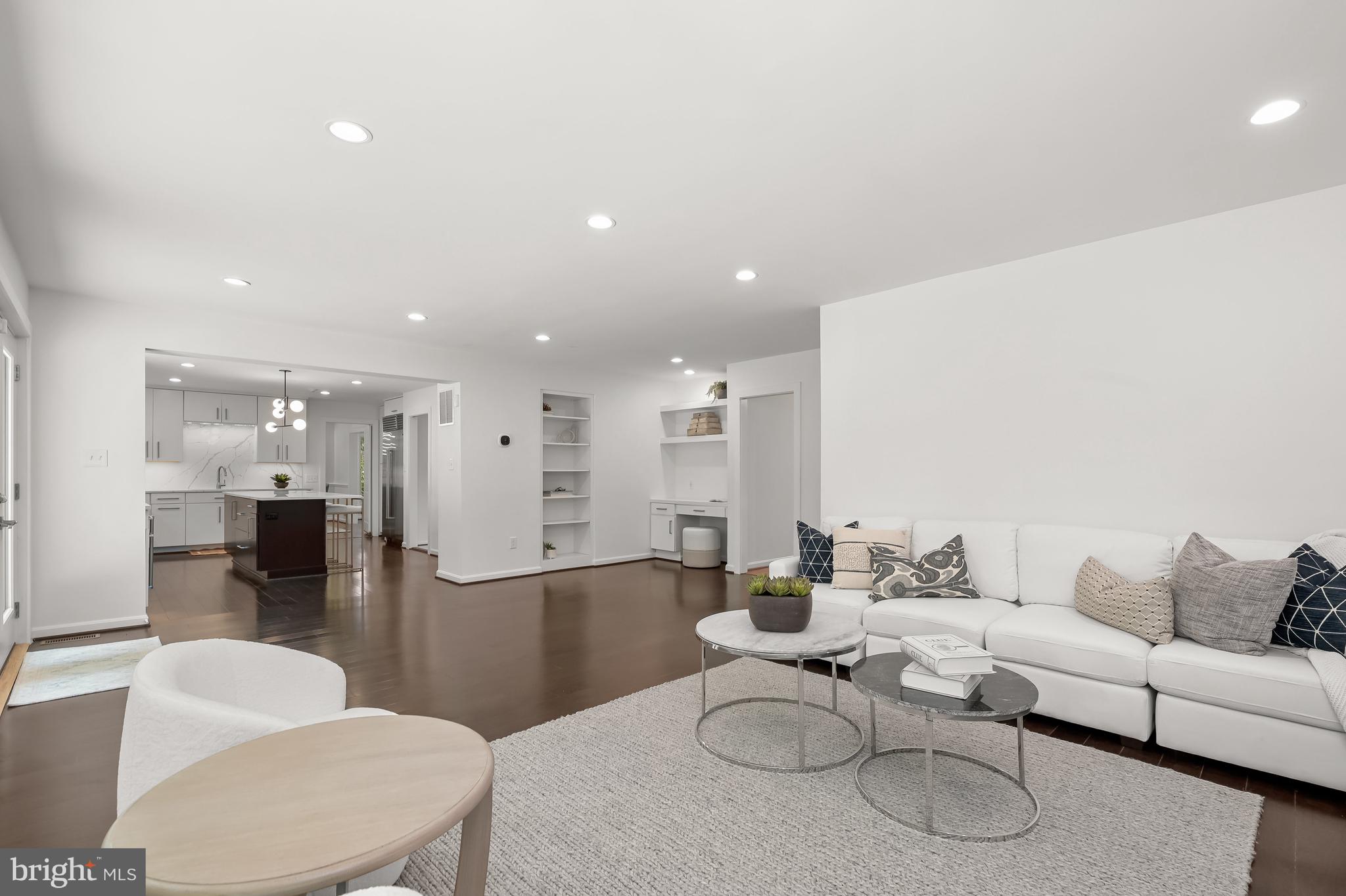 KENWOOD PARK - Residential