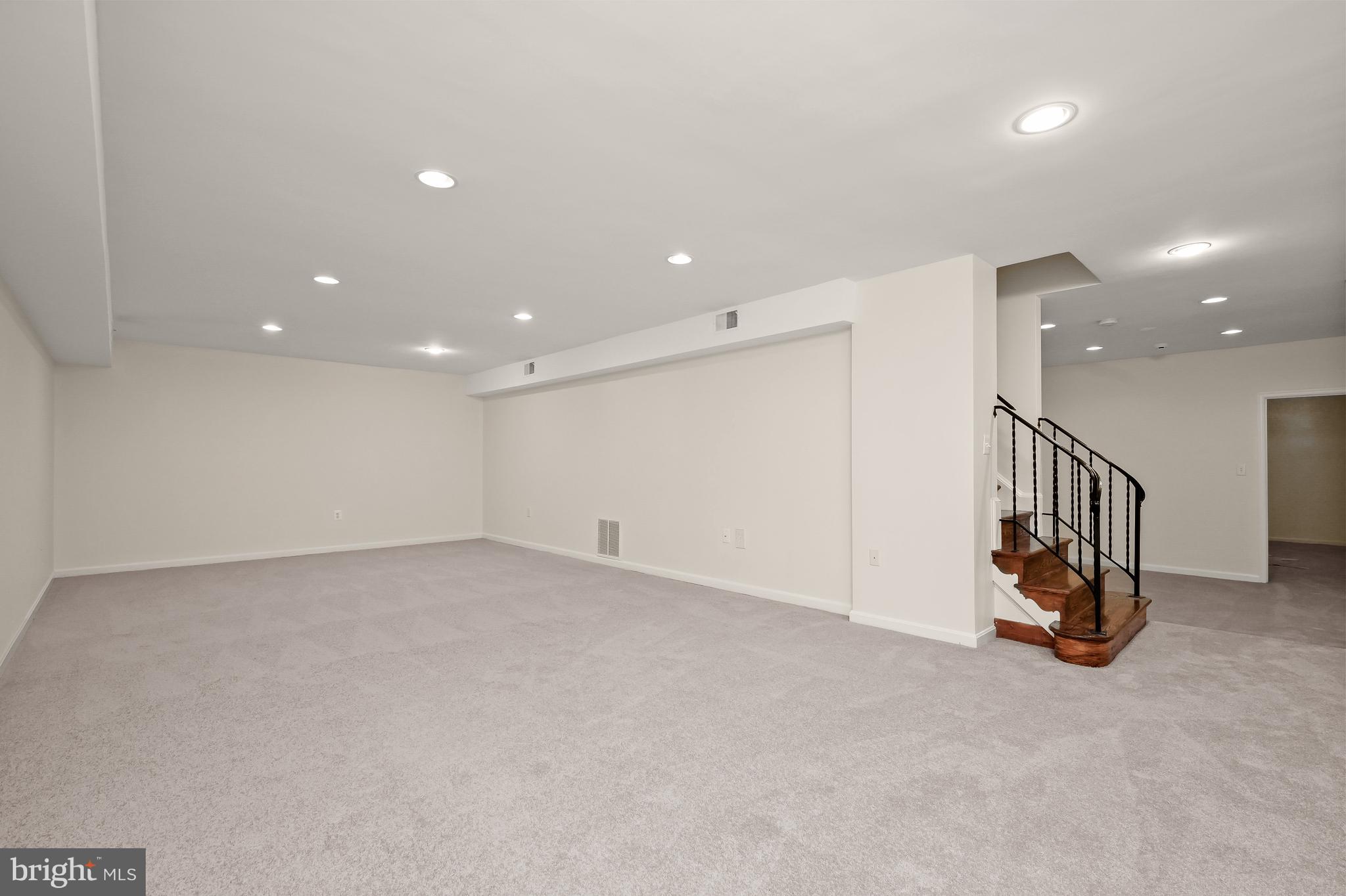 KENWOOD PARK - Residential