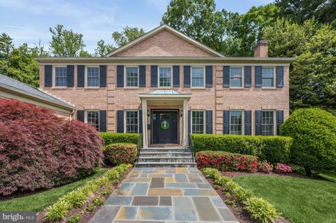 Photo of 6109 Eastview Street, Bethesda, MD 20817 (MLS # MDMC2131032) Photo of 6109 Eastview Street, Bethesda, MD 20817 (MLS # MDMC2131032)