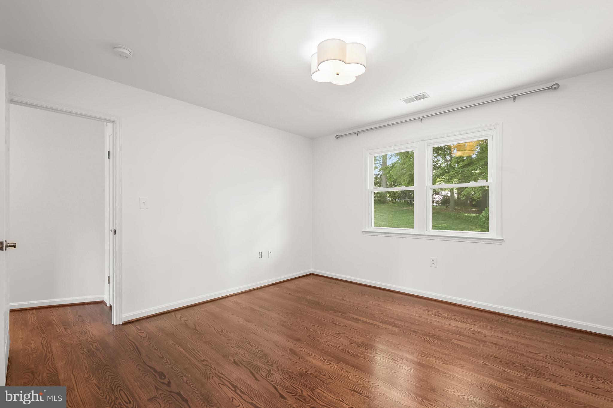 KENWOOD PARK - Residential