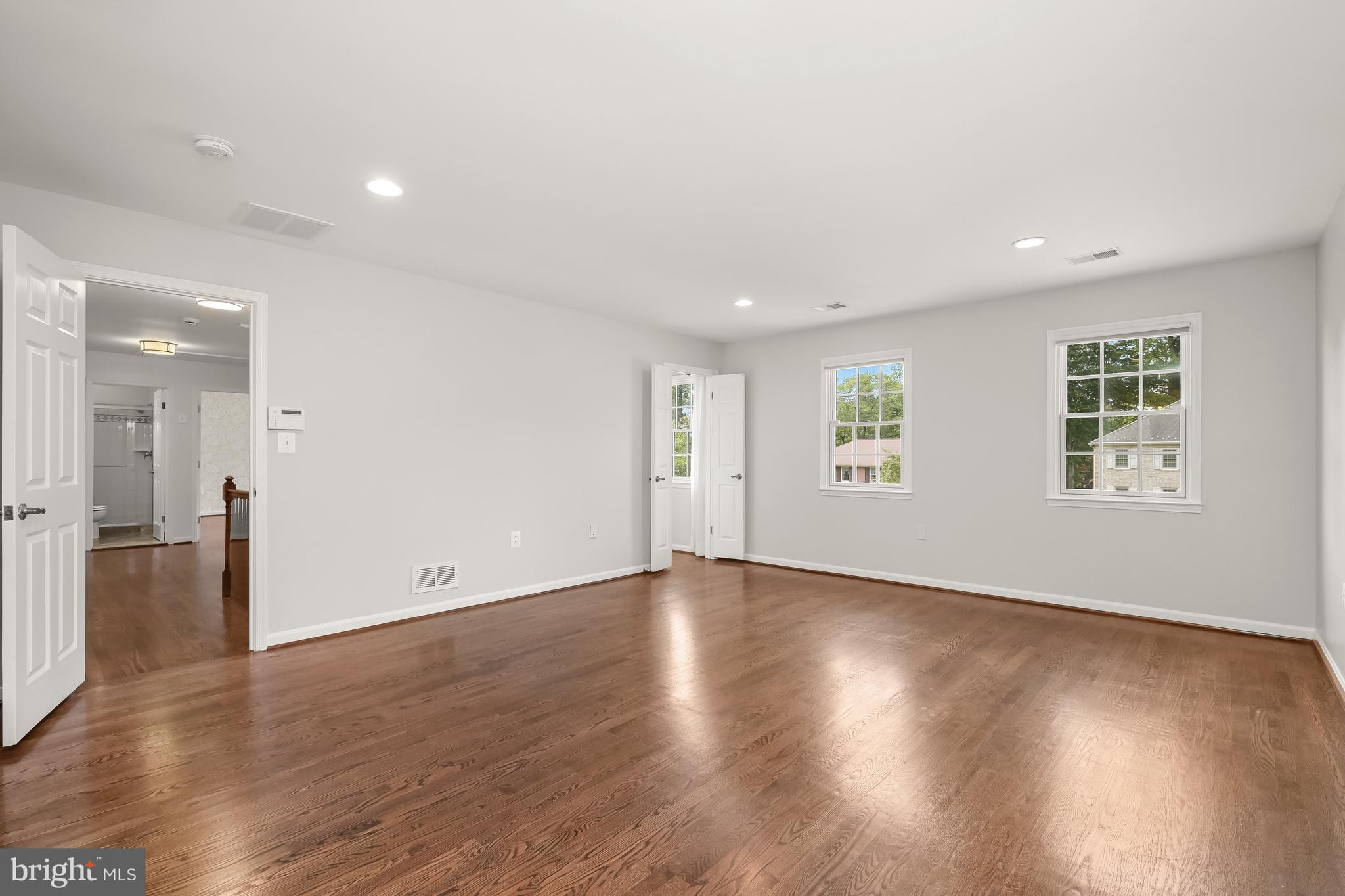 KENWOOD PARK - Residential