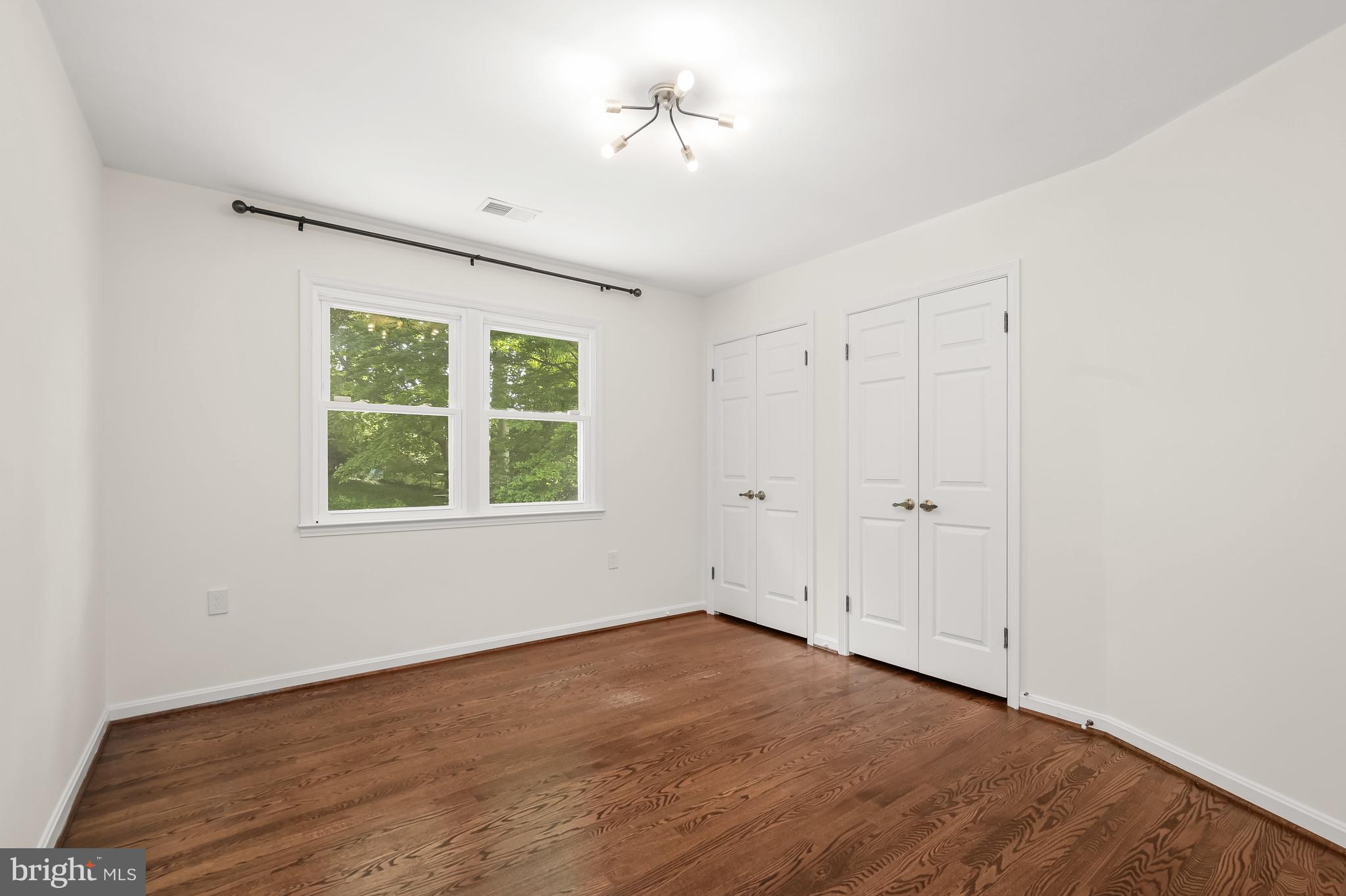 KENWOOD PARK - Residential