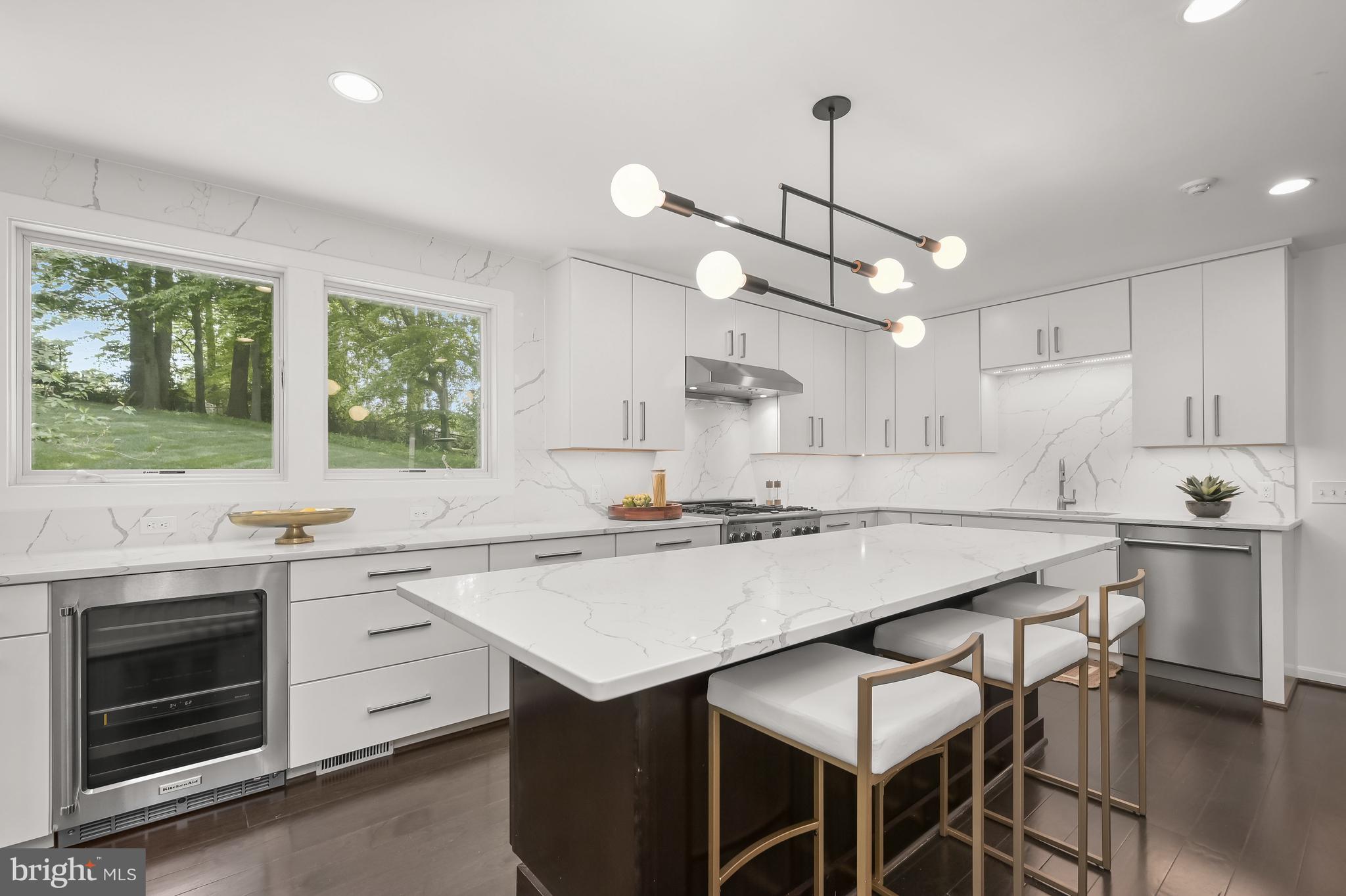 KENWOOD PARK - Residential