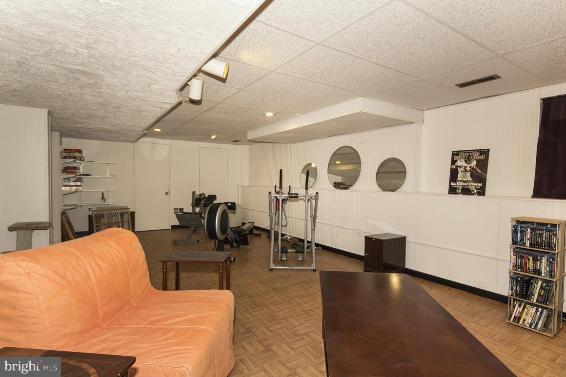 REISTERSTOWN - Residential