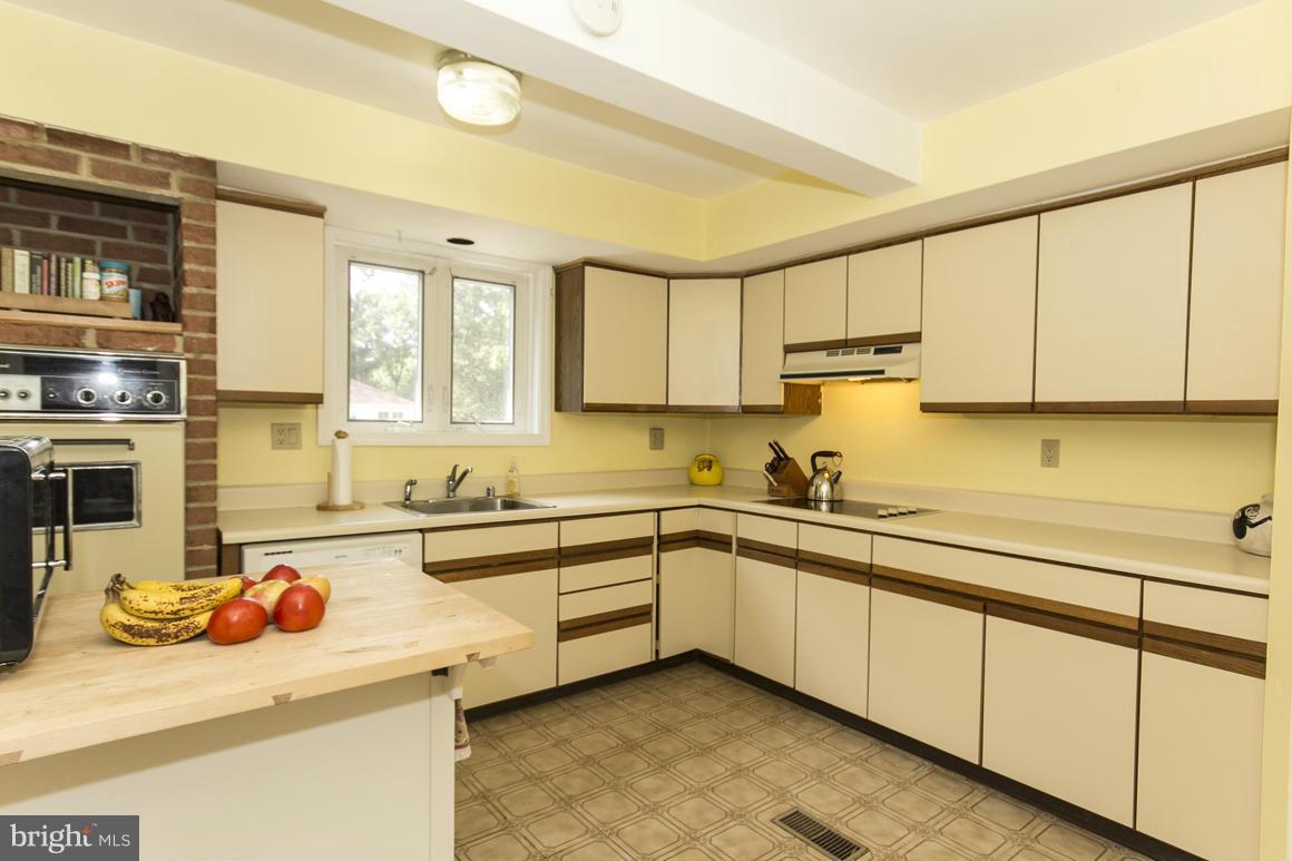 REISTERSTOWN - Residential