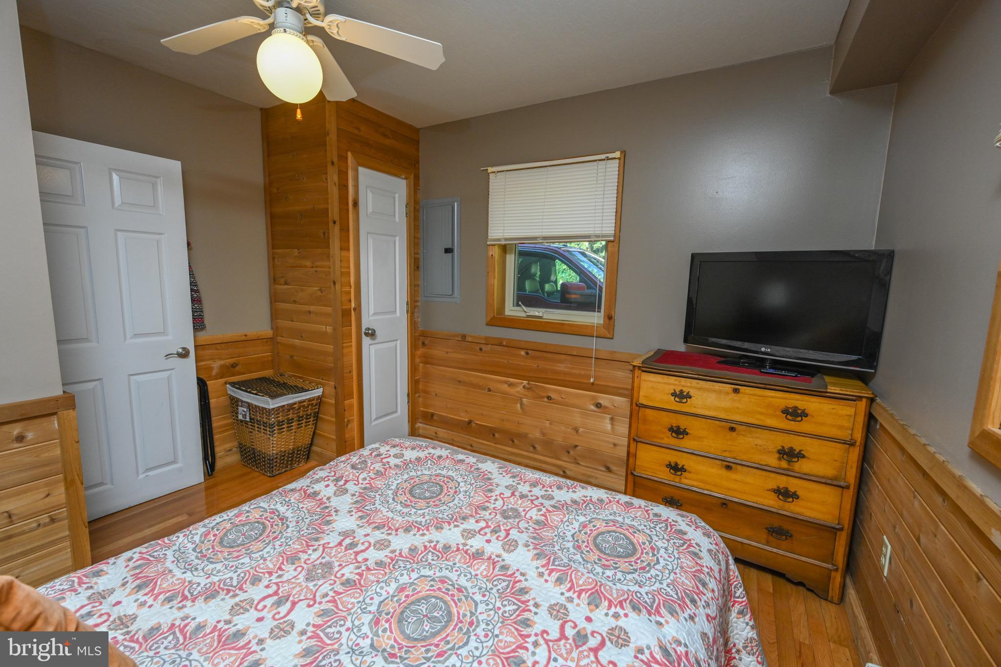 DEEP CREEK LAKE - Residential