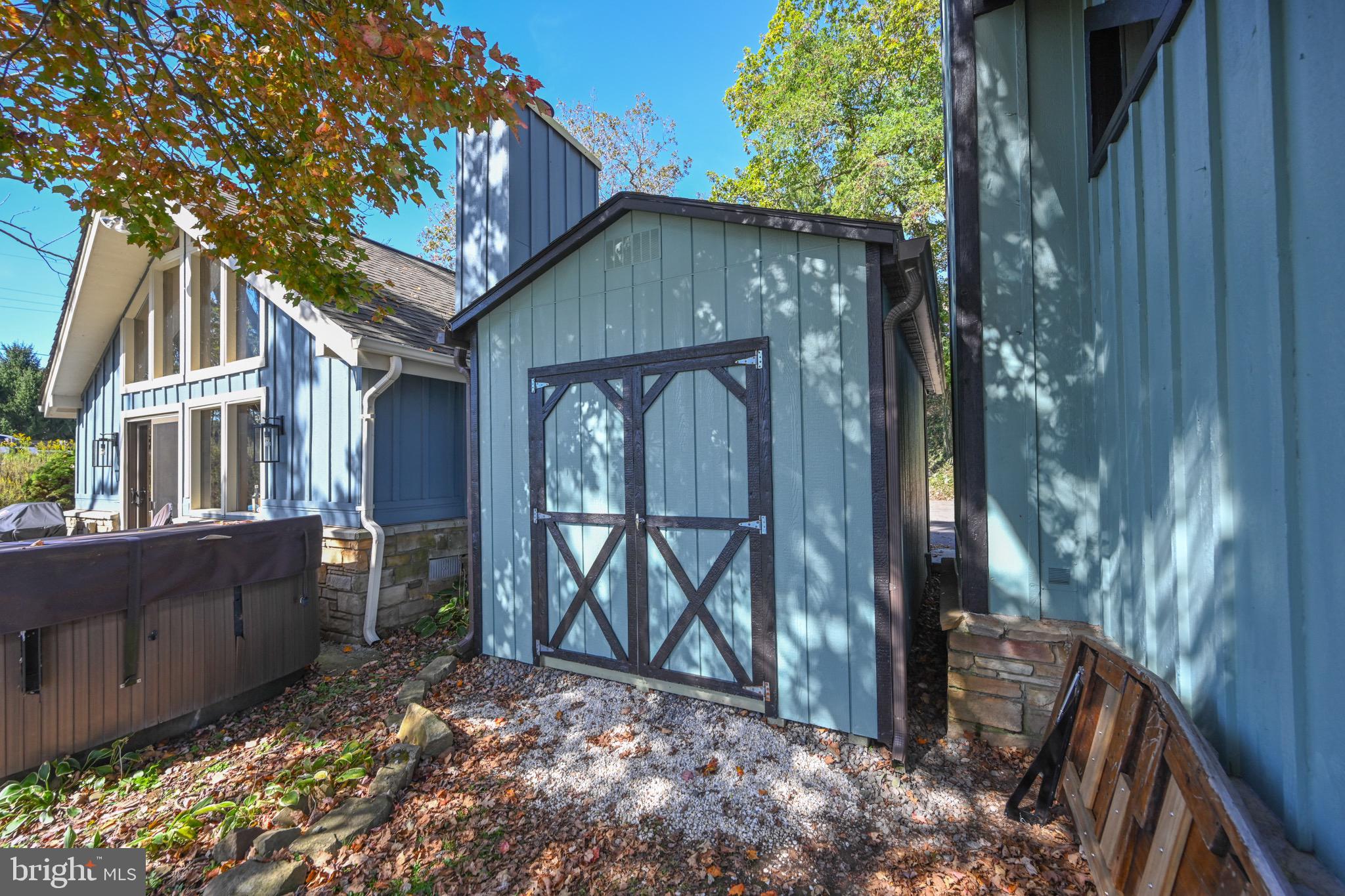 DEEP CREEK LAKE - Residential