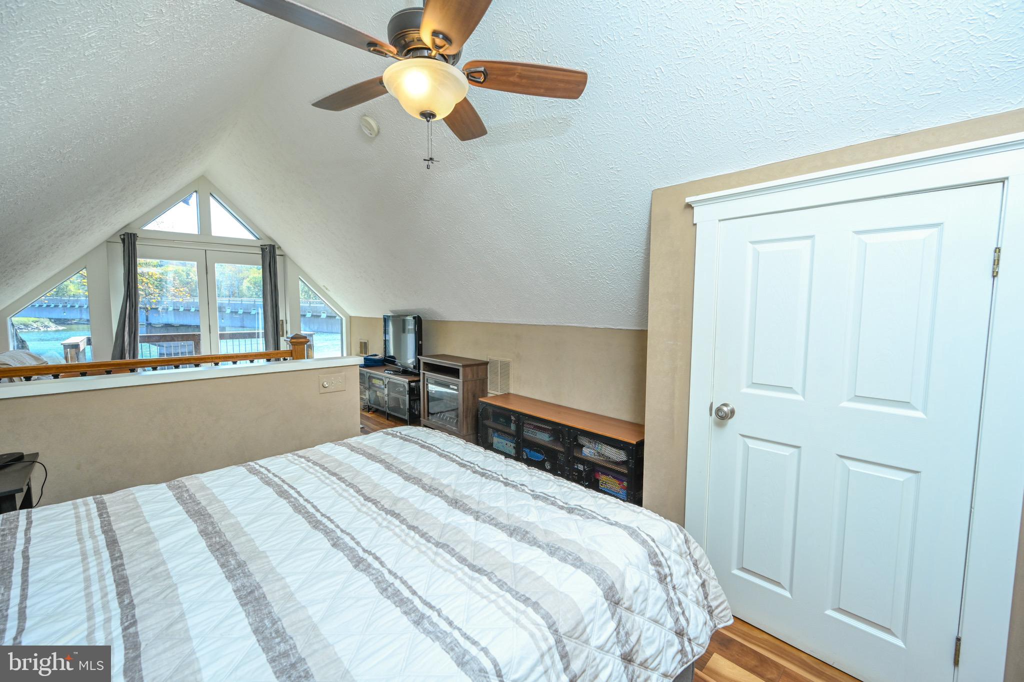 DEEP CREEK LAKE - Residential