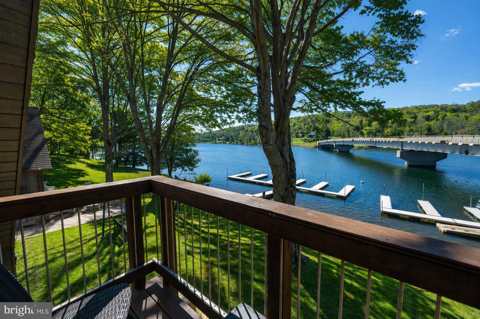 DEEP CREEK LAKE - Residential