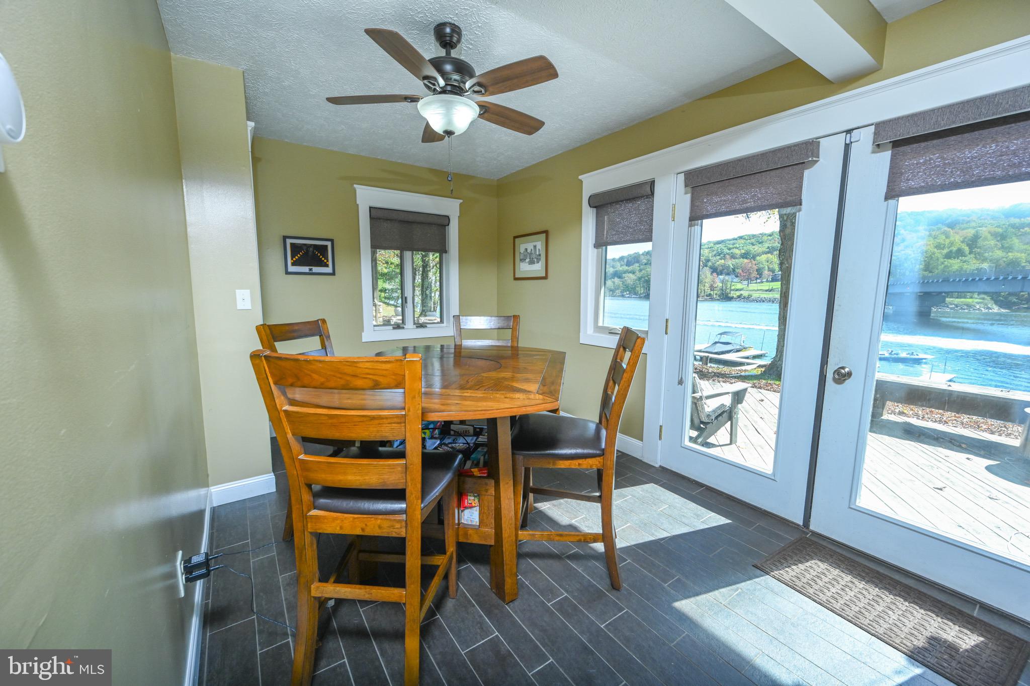 DEEP CREEK LAKE - Residential