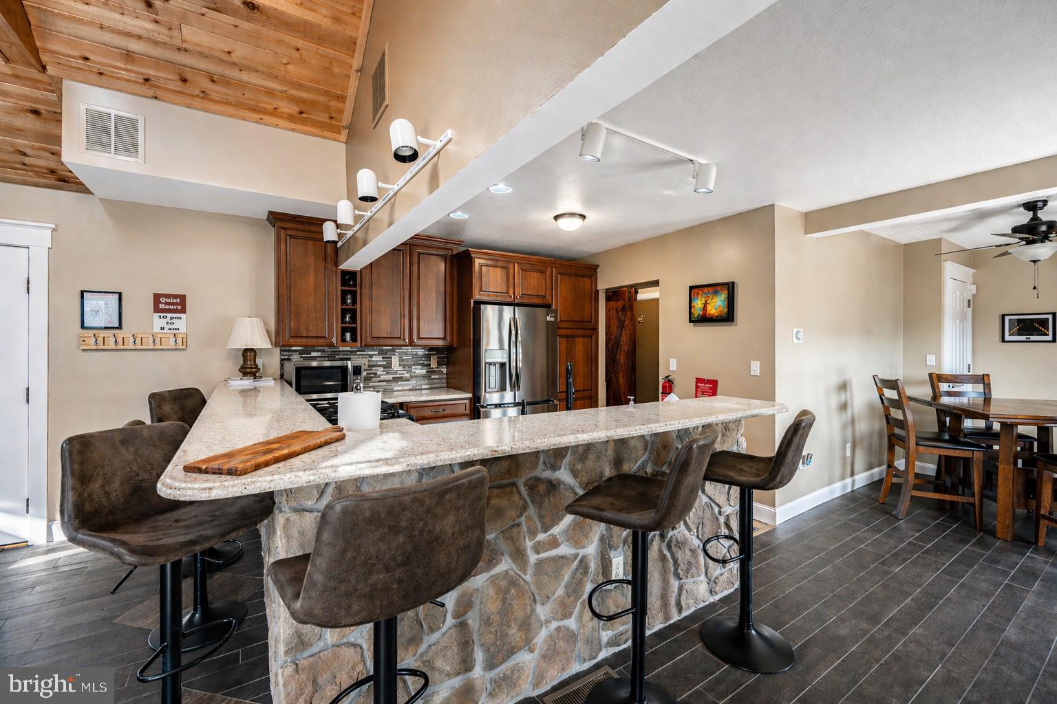 DEEP CREEK LAKE - Residential