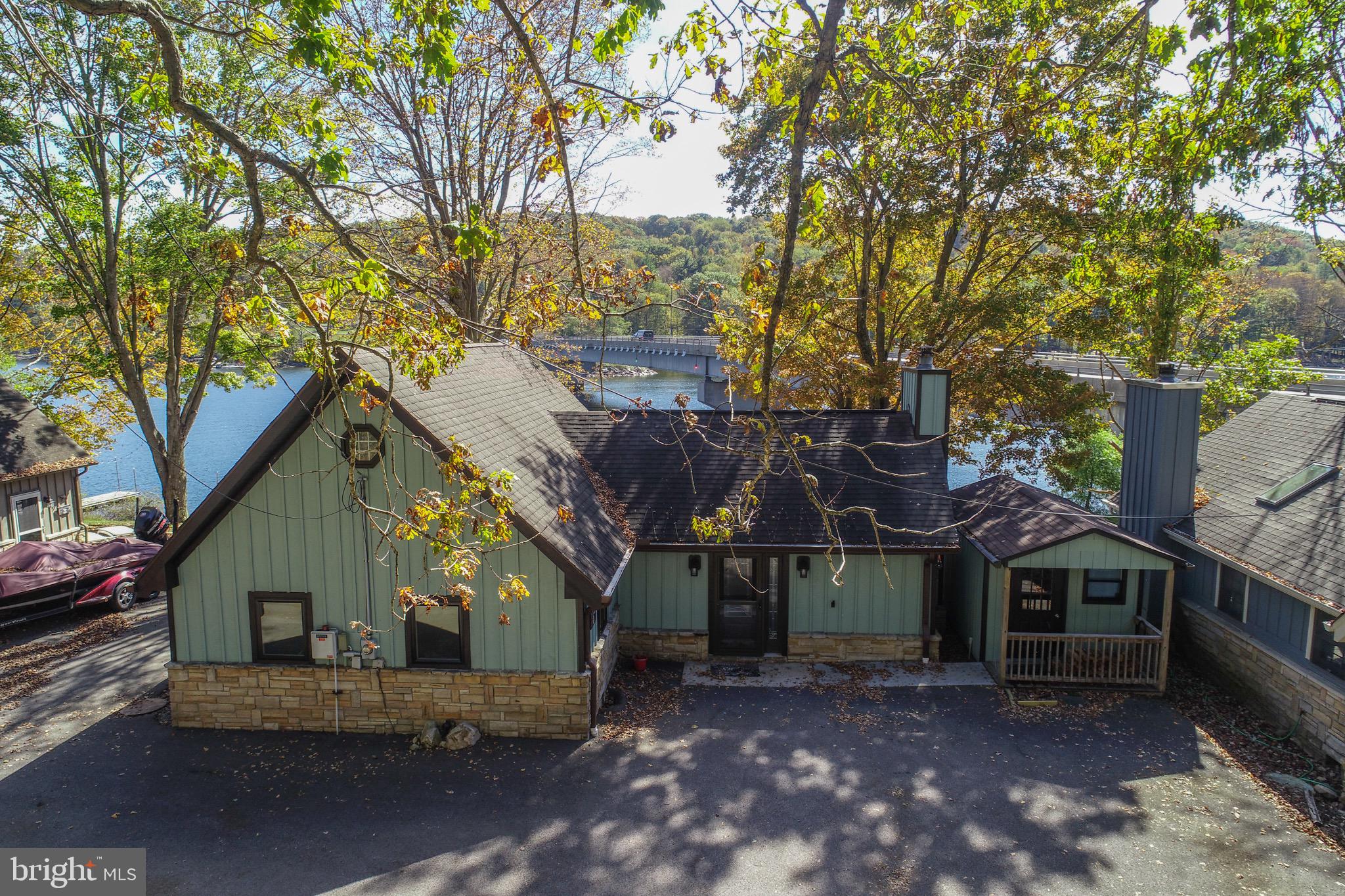 DEEP CREEK LAKE - Residential