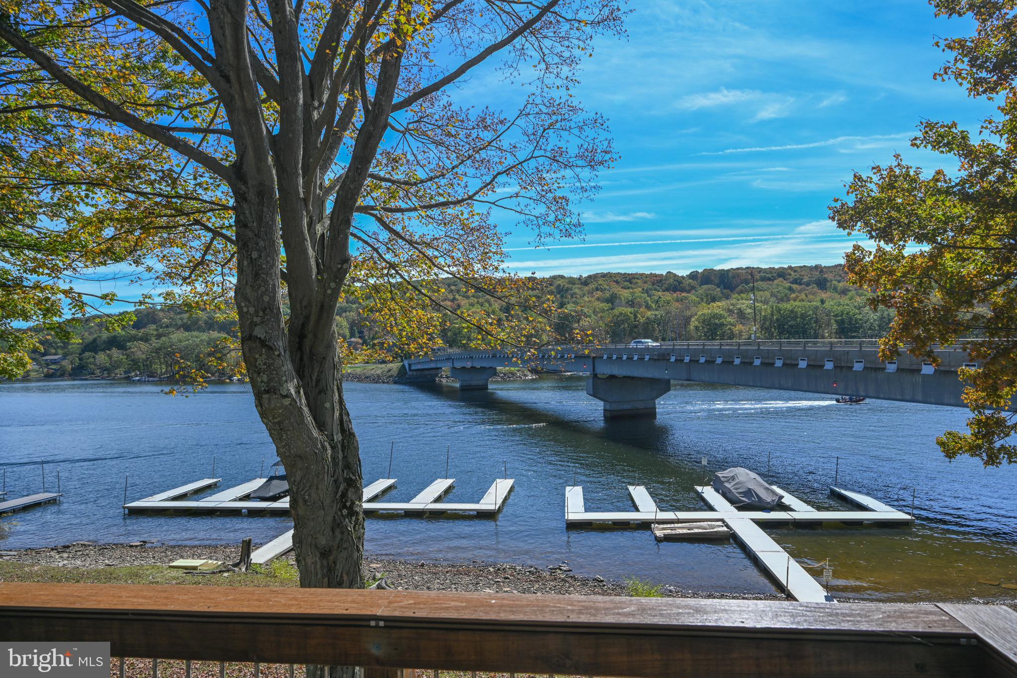 DEEP CREEK LAKE - Residential