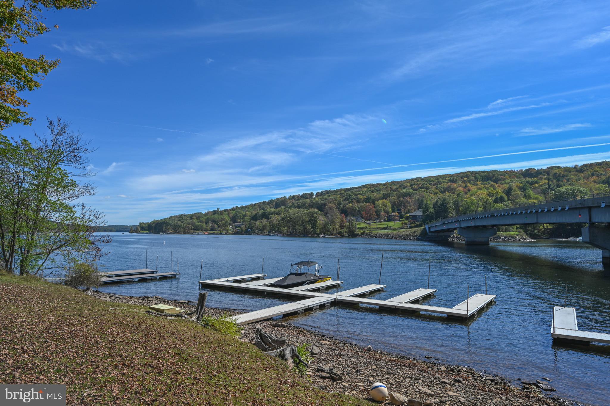 DEEP CREEK LAKE - Residential