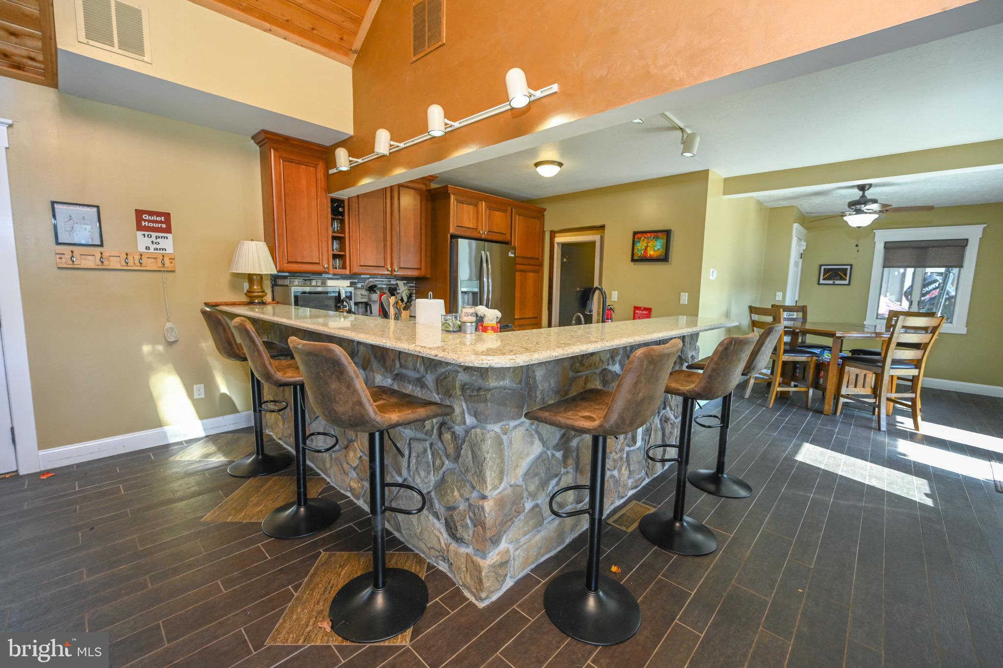 DEEP CREEK LAKE - Residential