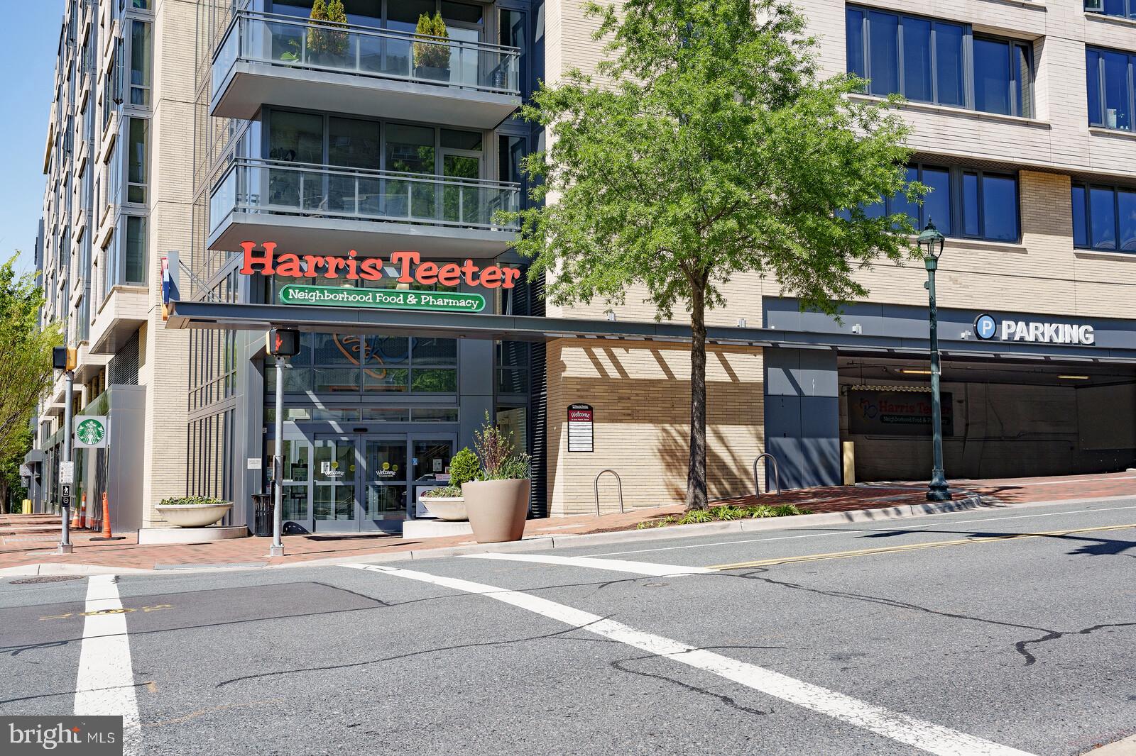 GLENBROOK VILLAGE - Residential