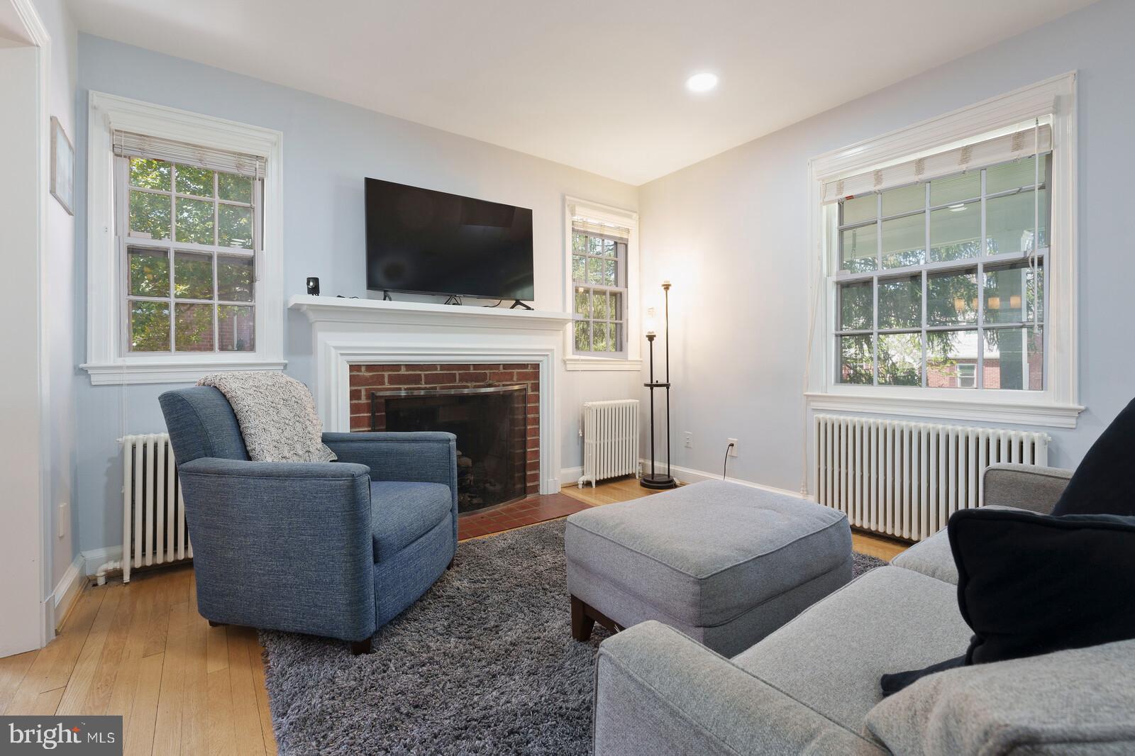 GLENBROOK VILLAGE - Residential