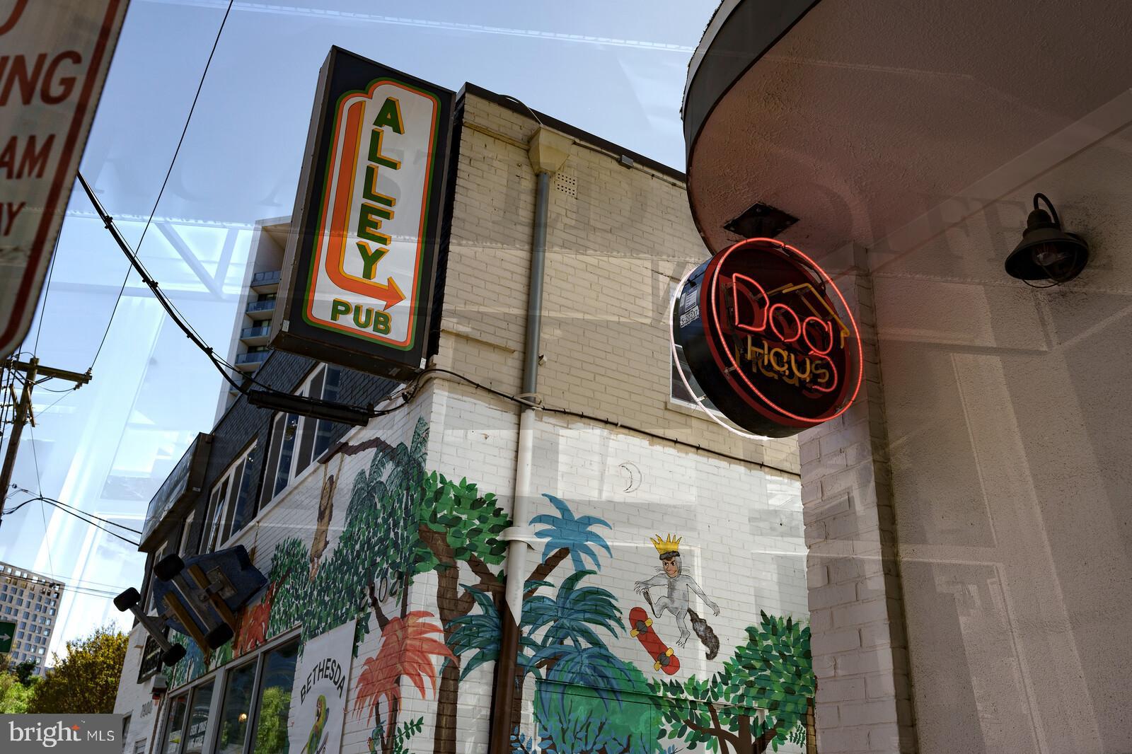 GLENBROOK VILLAGE - Residential